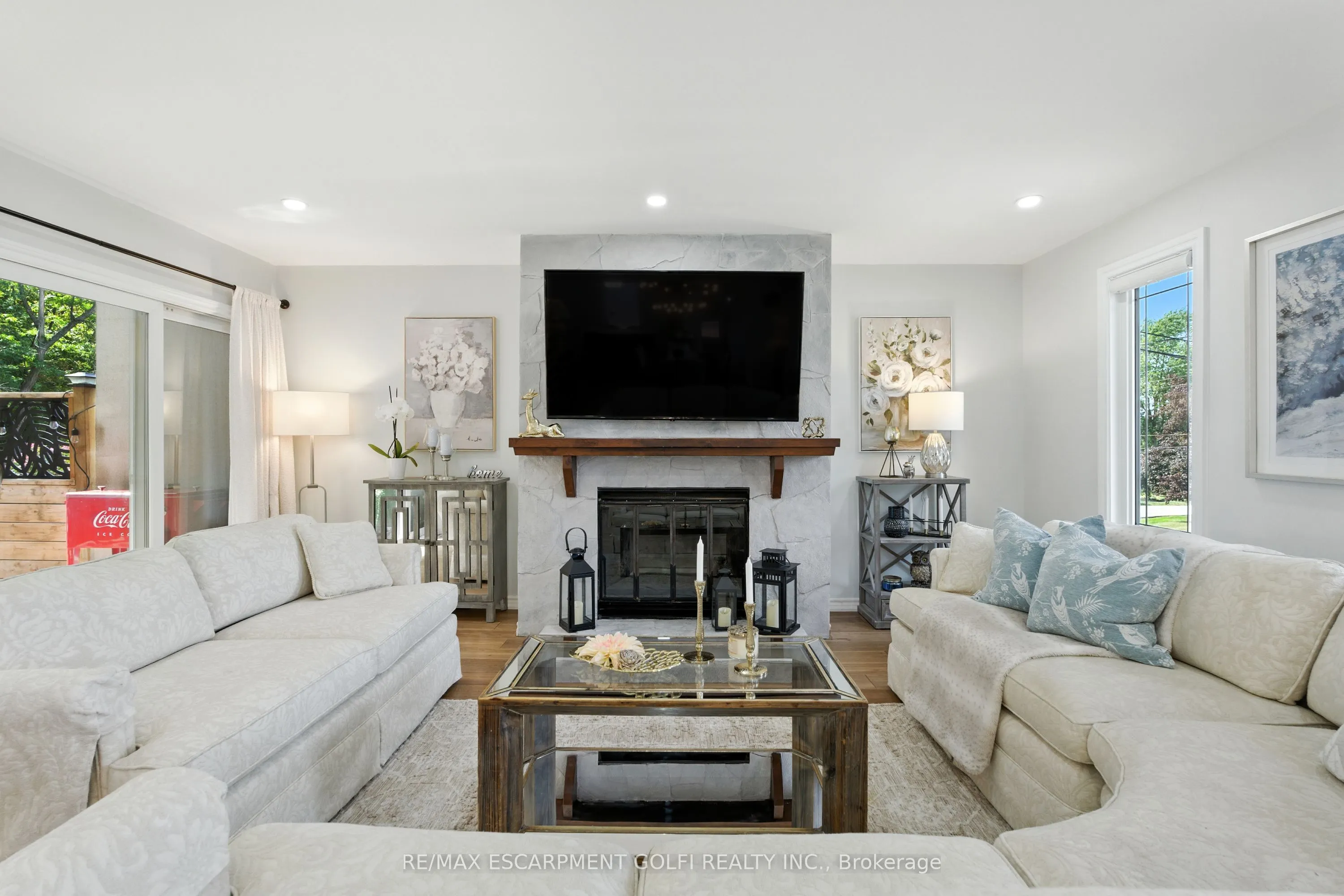 48 BRENTWOOD Drive