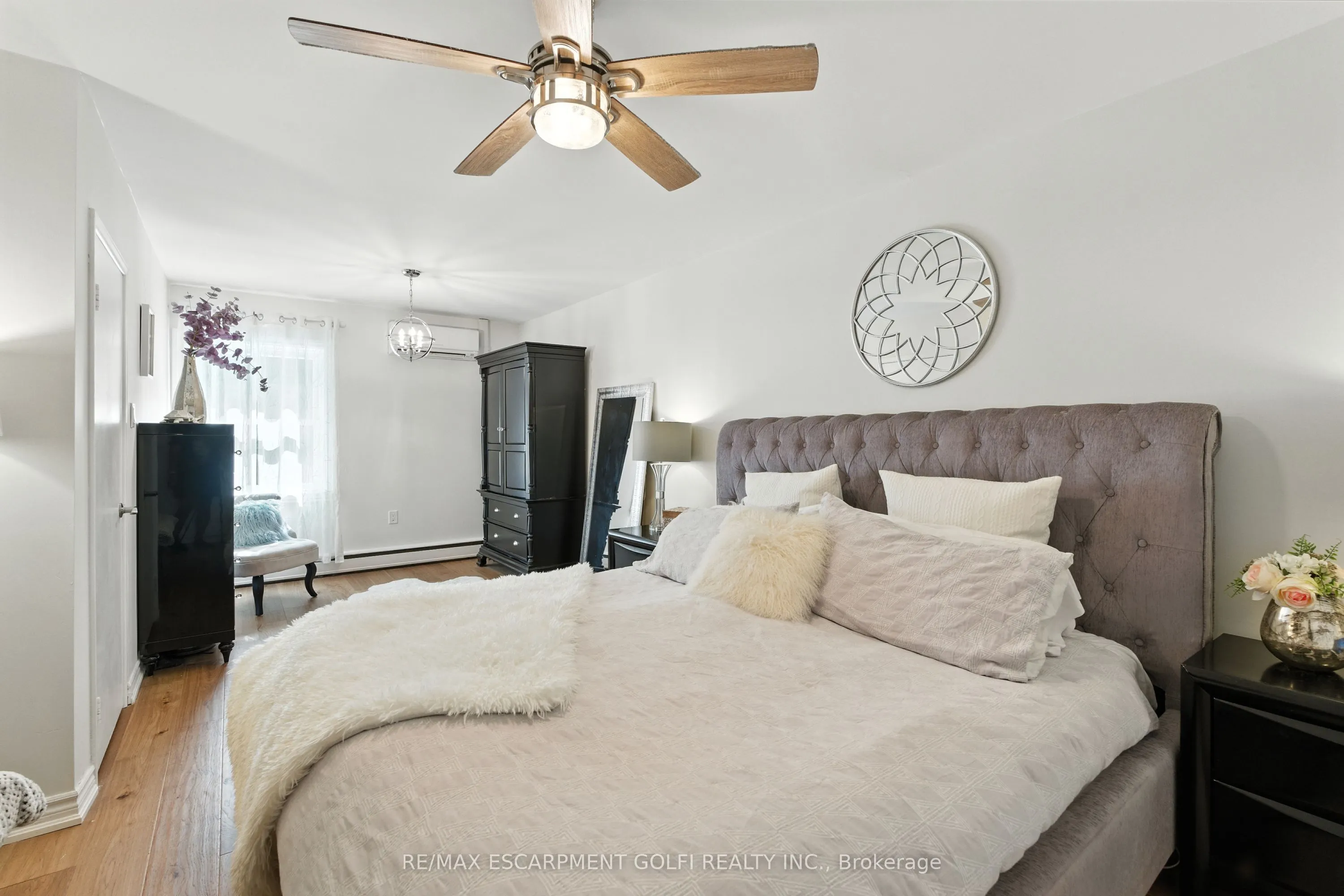 48 BRENTWOOD Drive