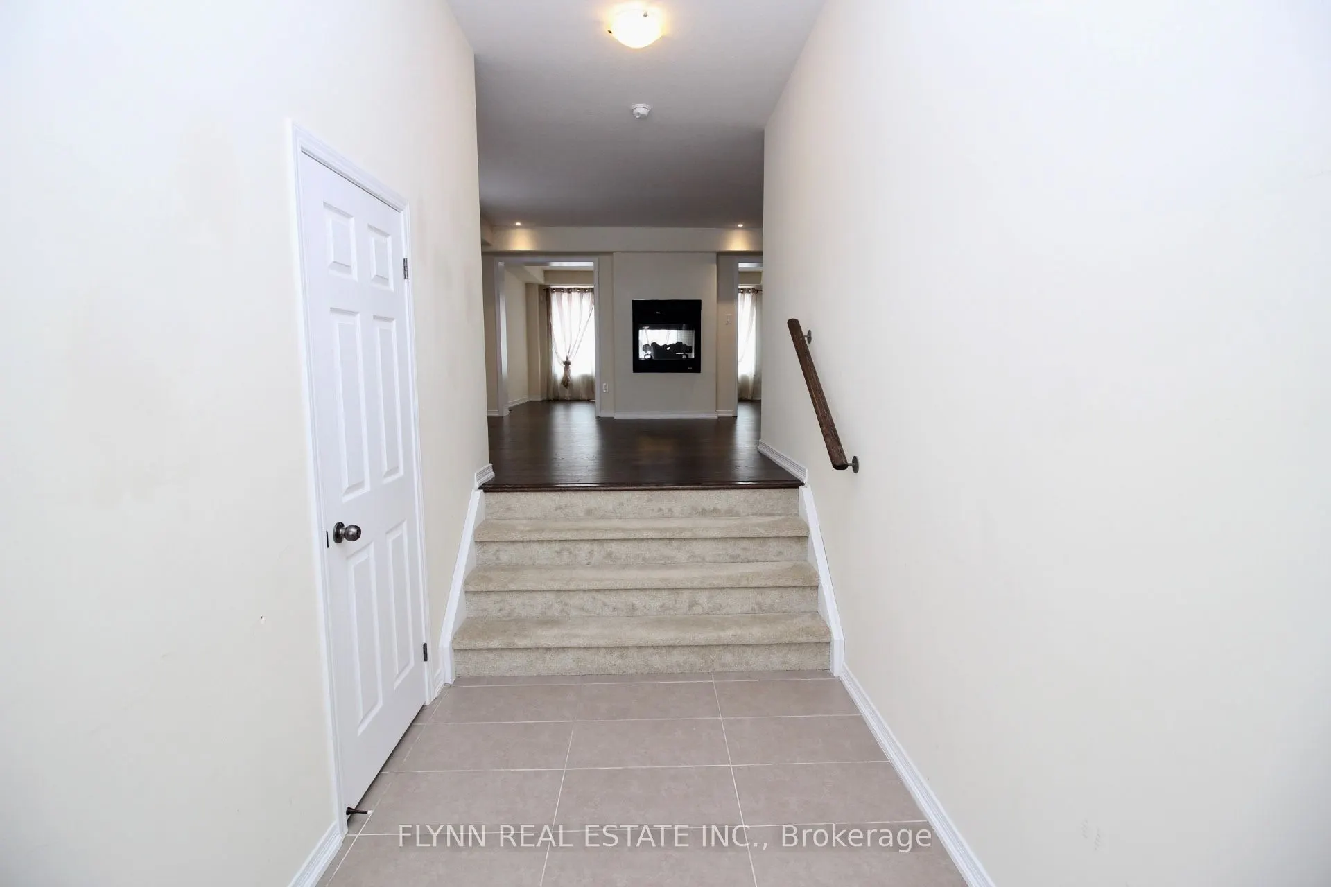 8444 ELDERBERRY Drive