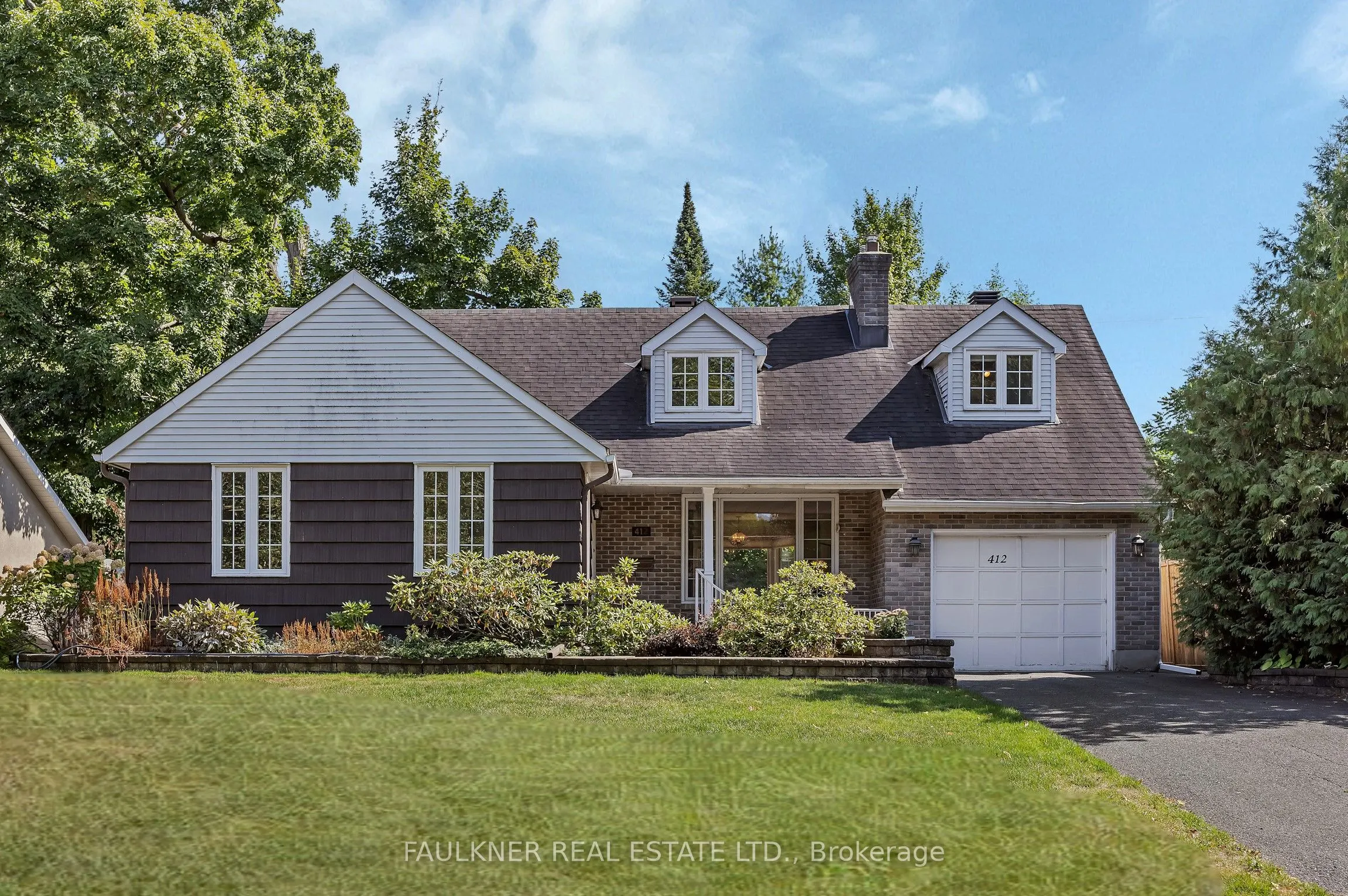 412 Thessaly Circle