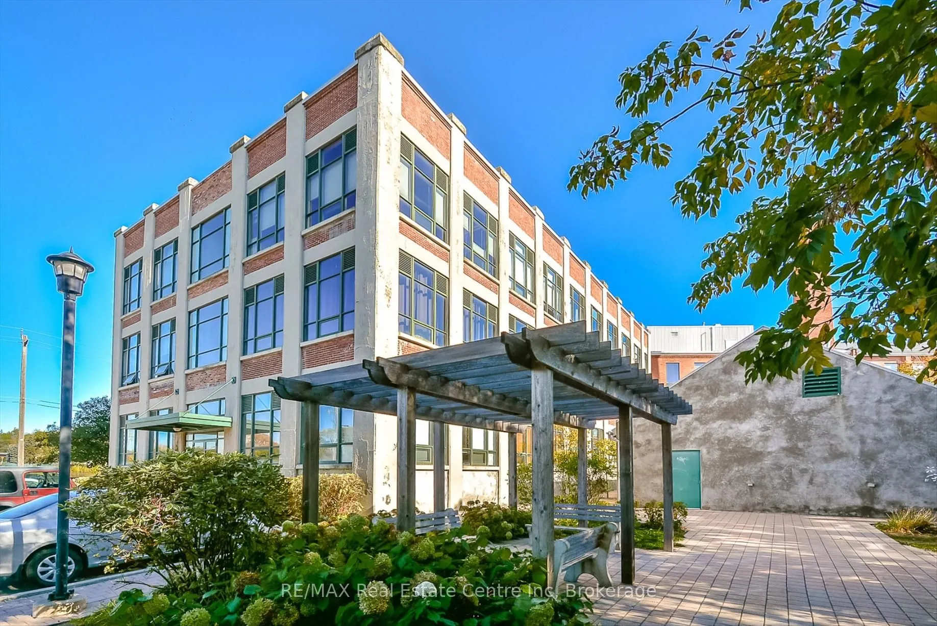 26 ONTARIO Street, #122