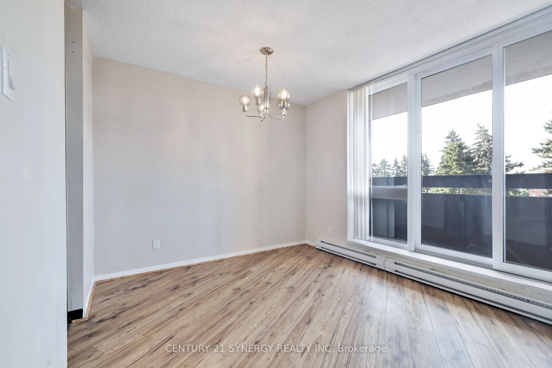 2000 Jasmine Crescent, #412