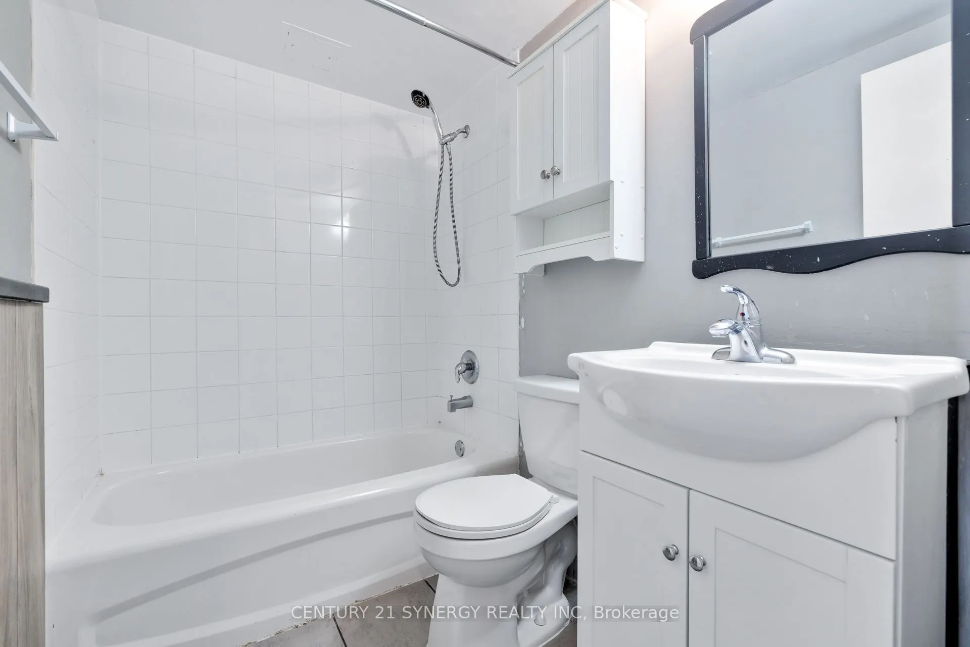2000 Jasmine Crescent, #412