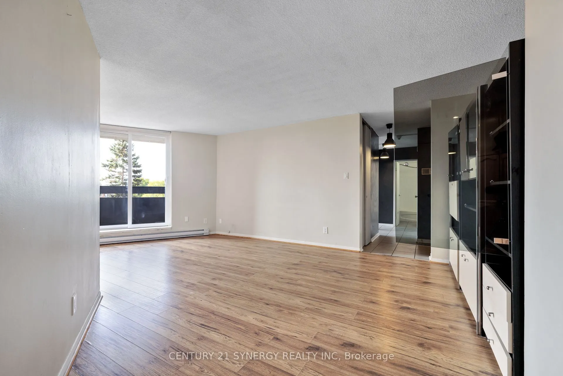 2000 Jasmine Crescent, #412