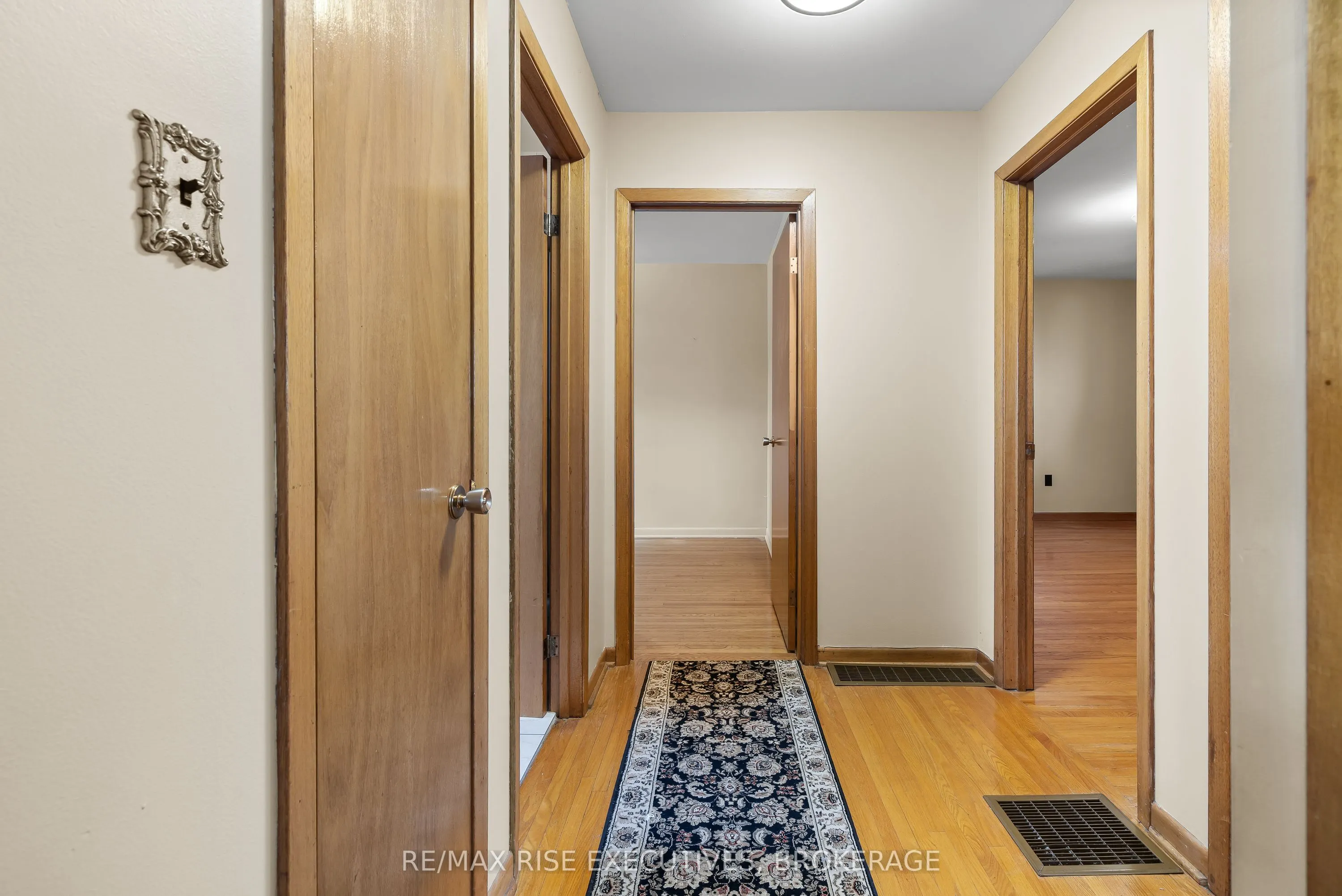 2212 Battersea Road