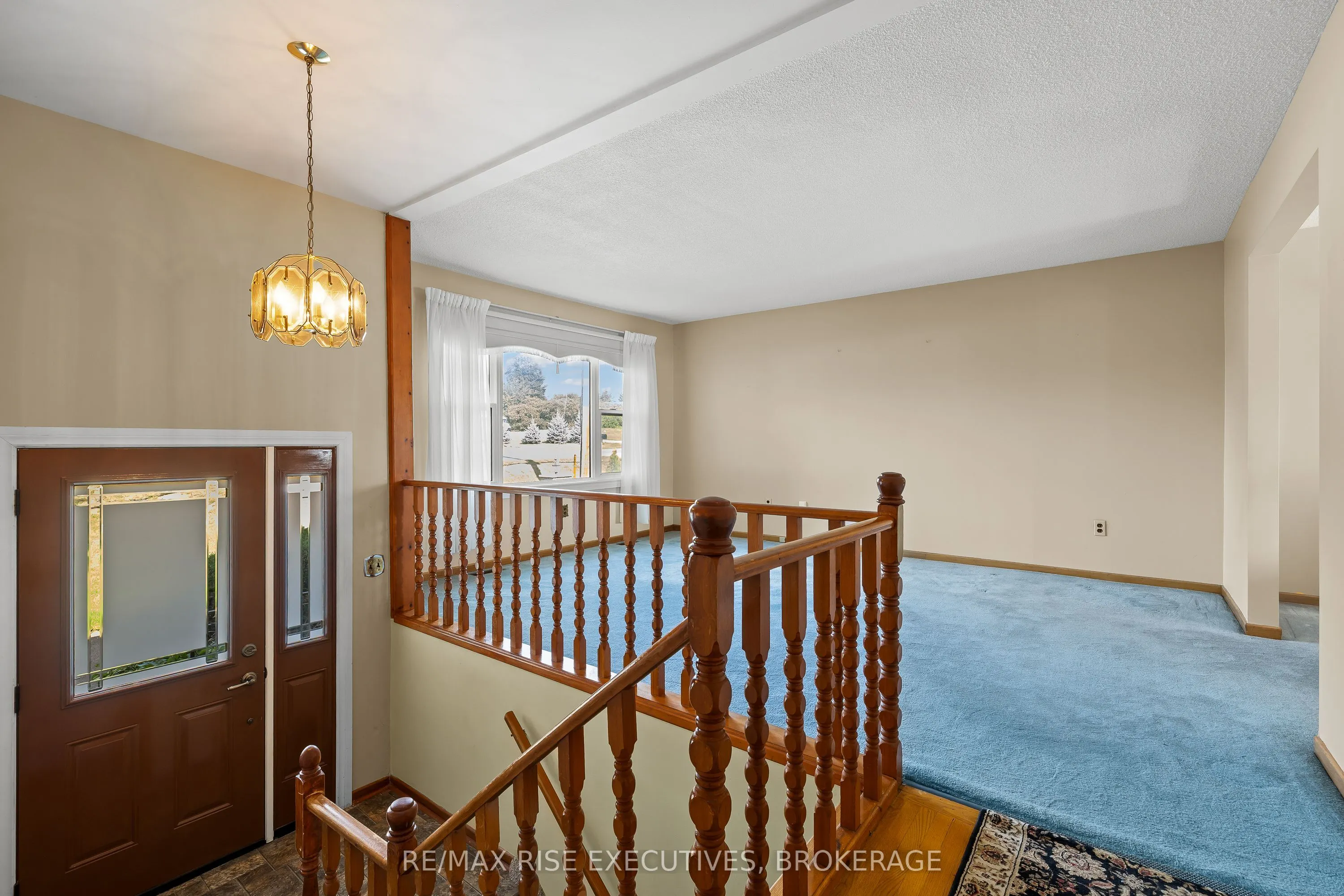 2212 Battersea Road