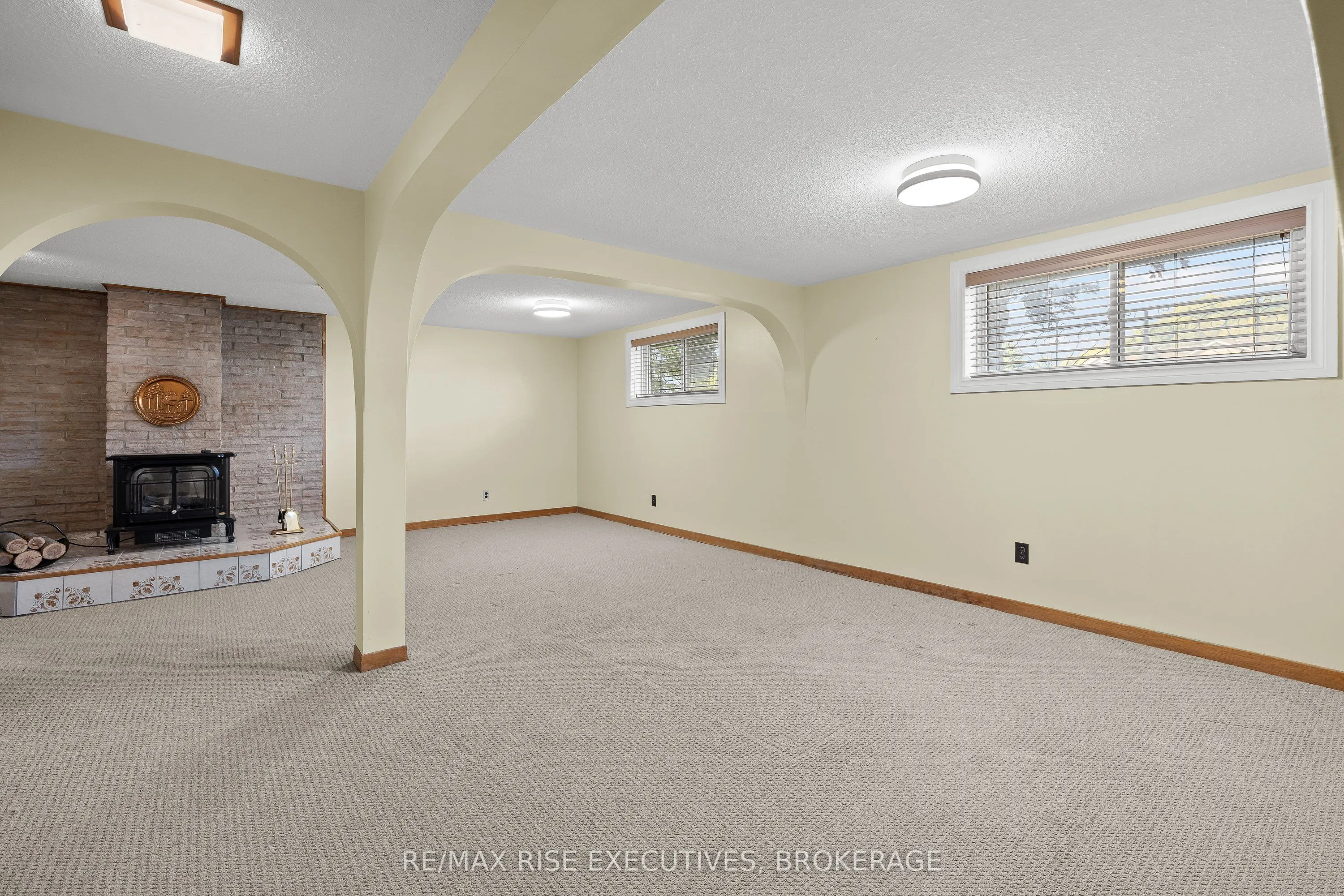 2212 Battersea Road