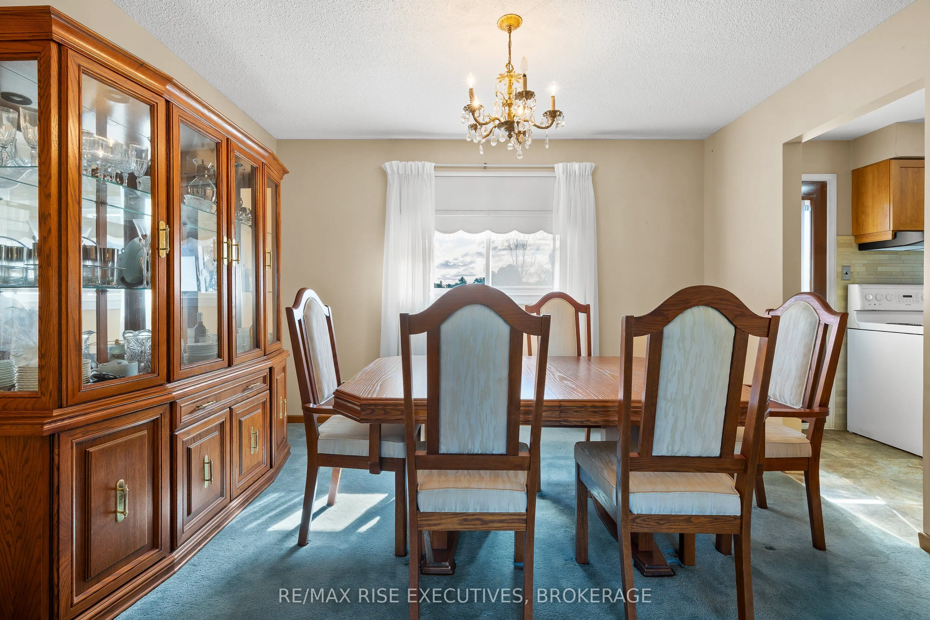 2212 Battersea Road