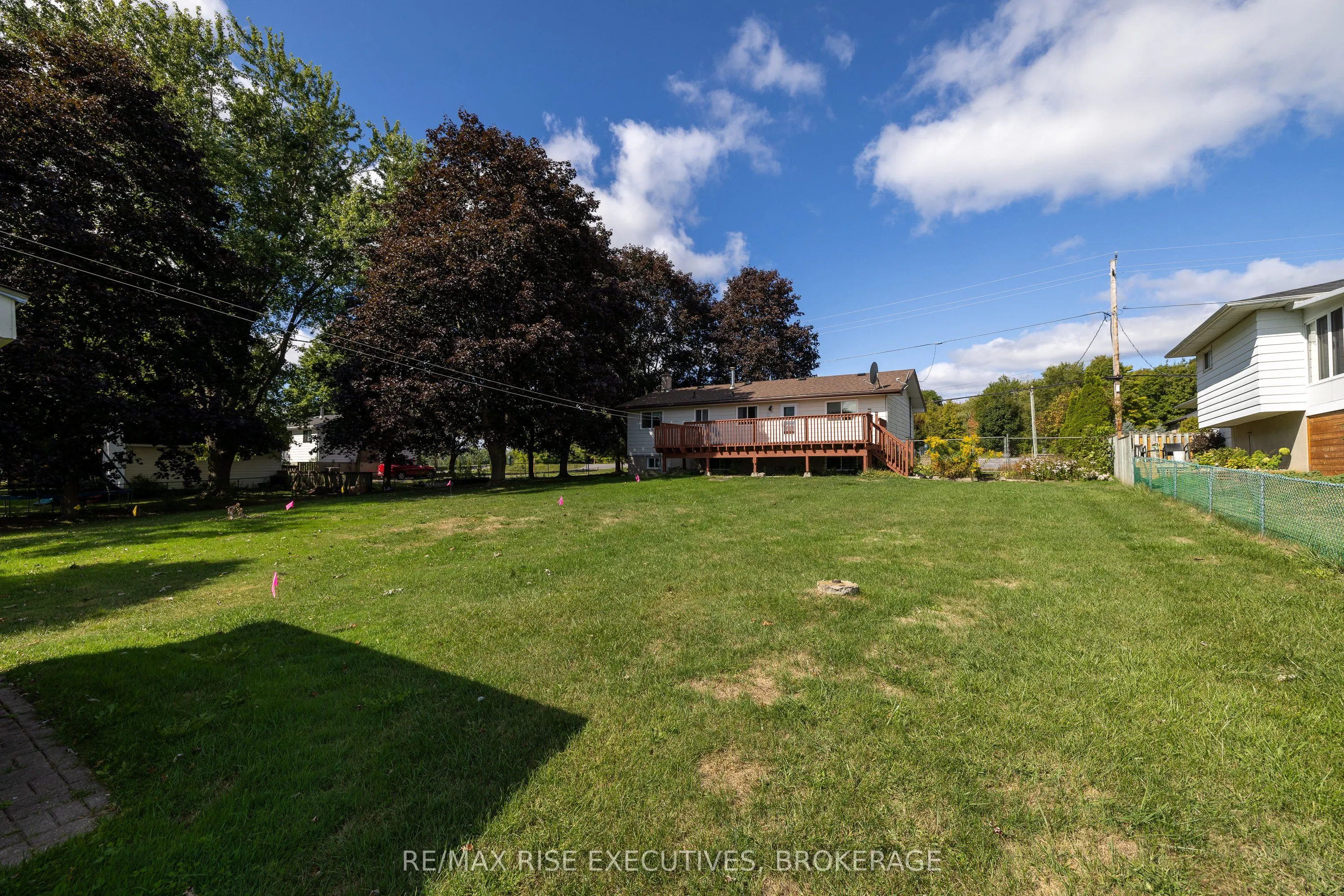 2212 Battersea Road
