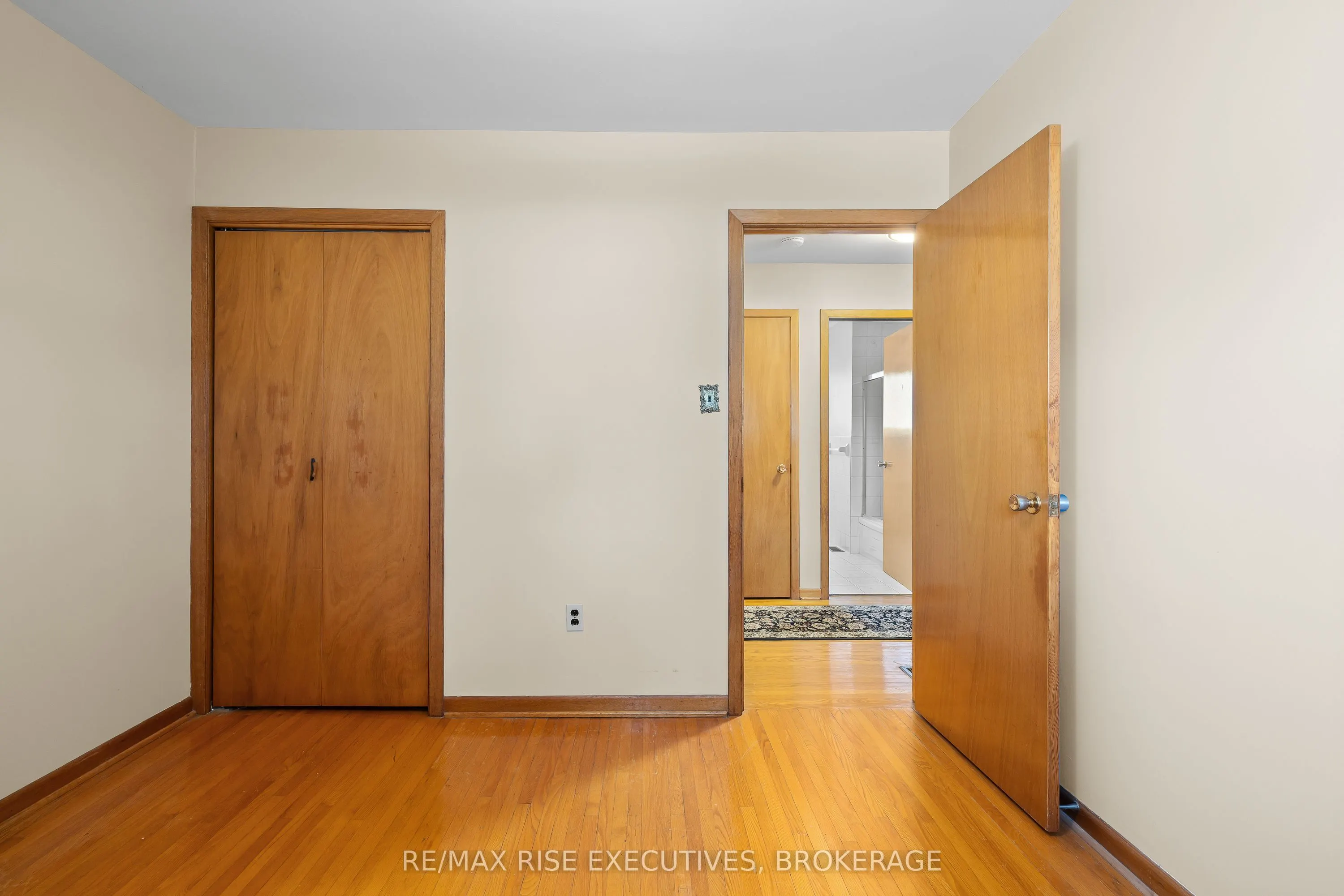 2212 Battersea Road