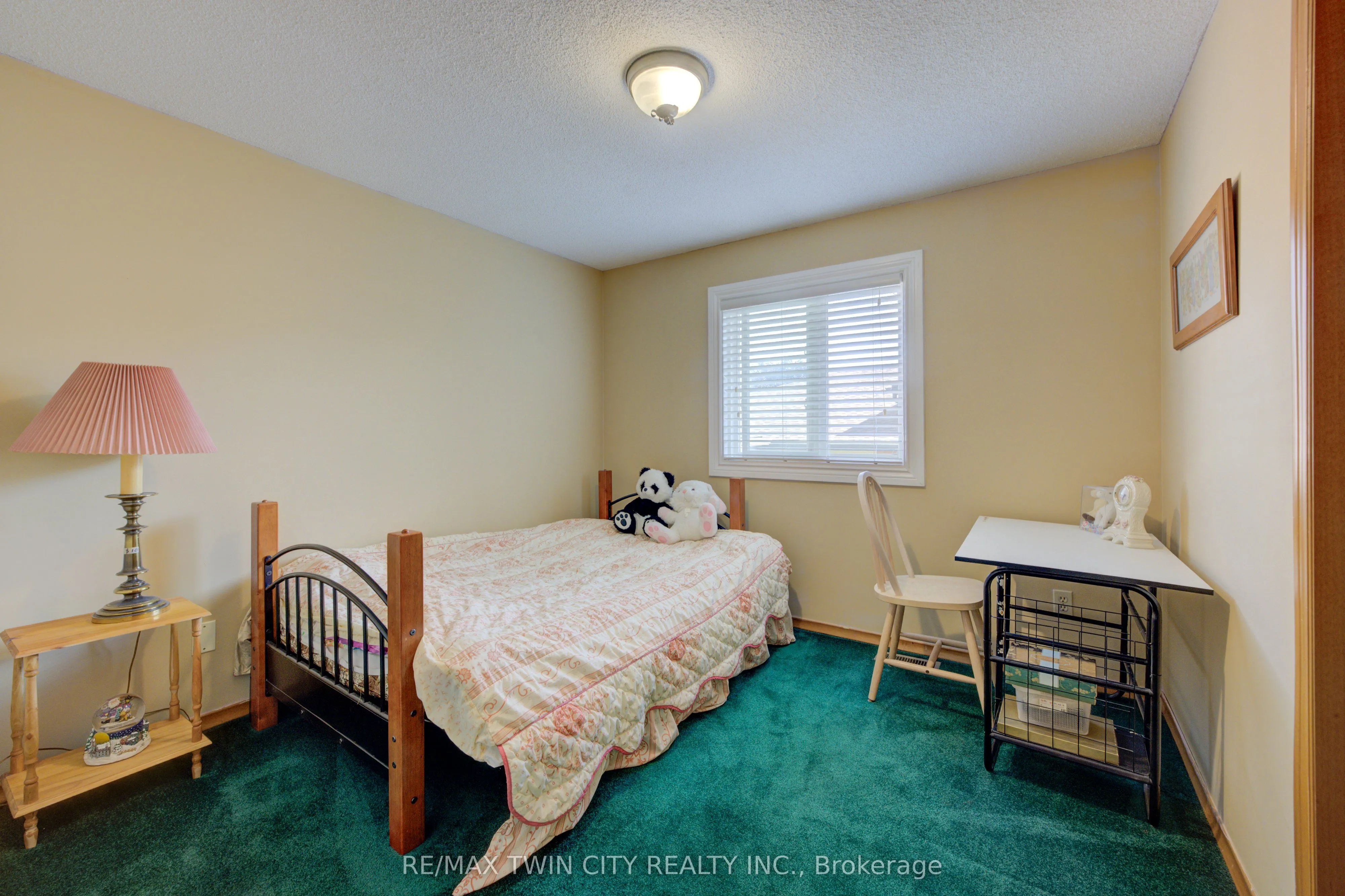 489 Northlake Drive