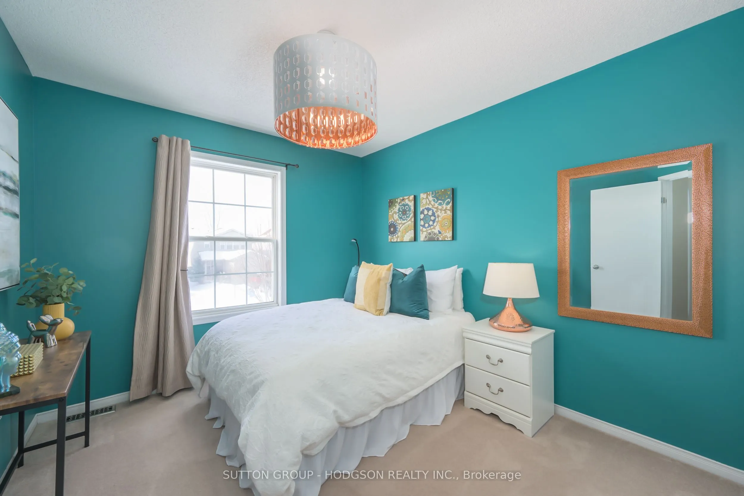 1934 Bloom Crescent