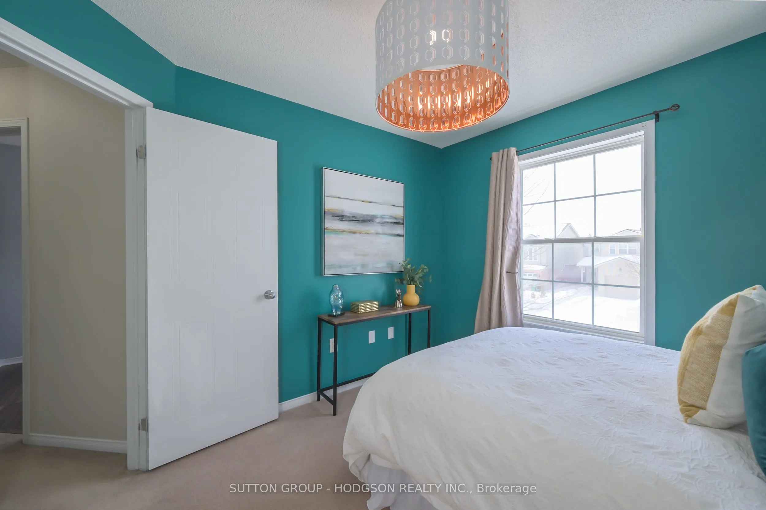 1934 Bloom Crescent