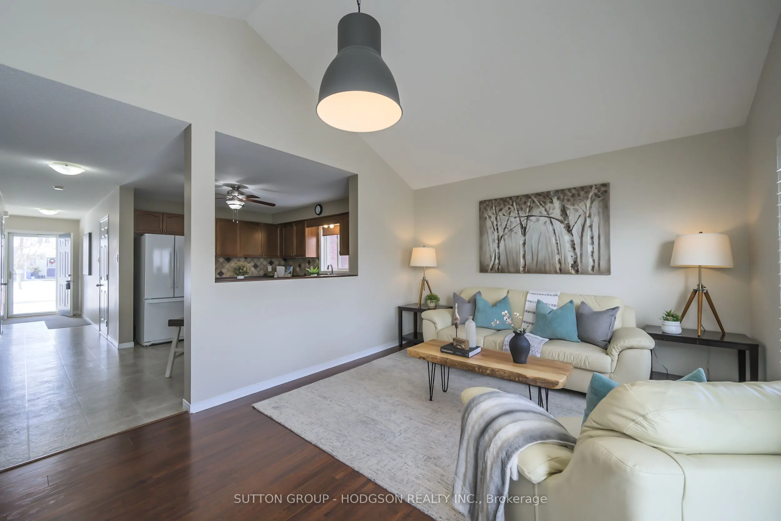 1934 Bloom Crescent