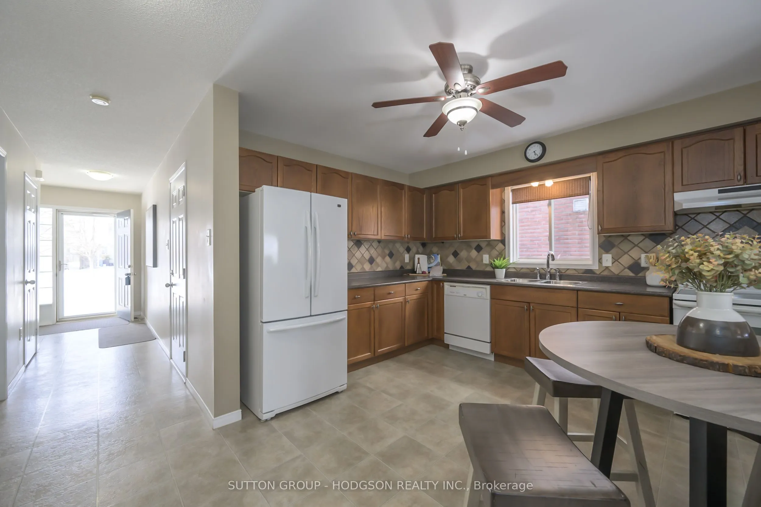 1934 Bloom Crescent