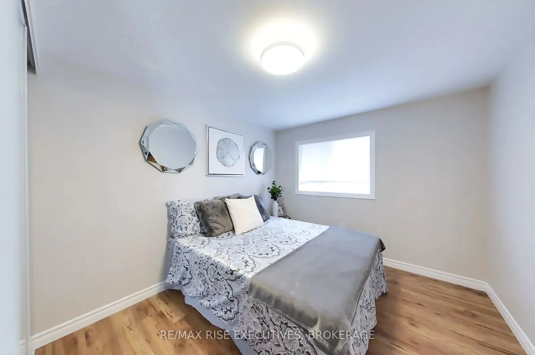 19 Kent Street, #2