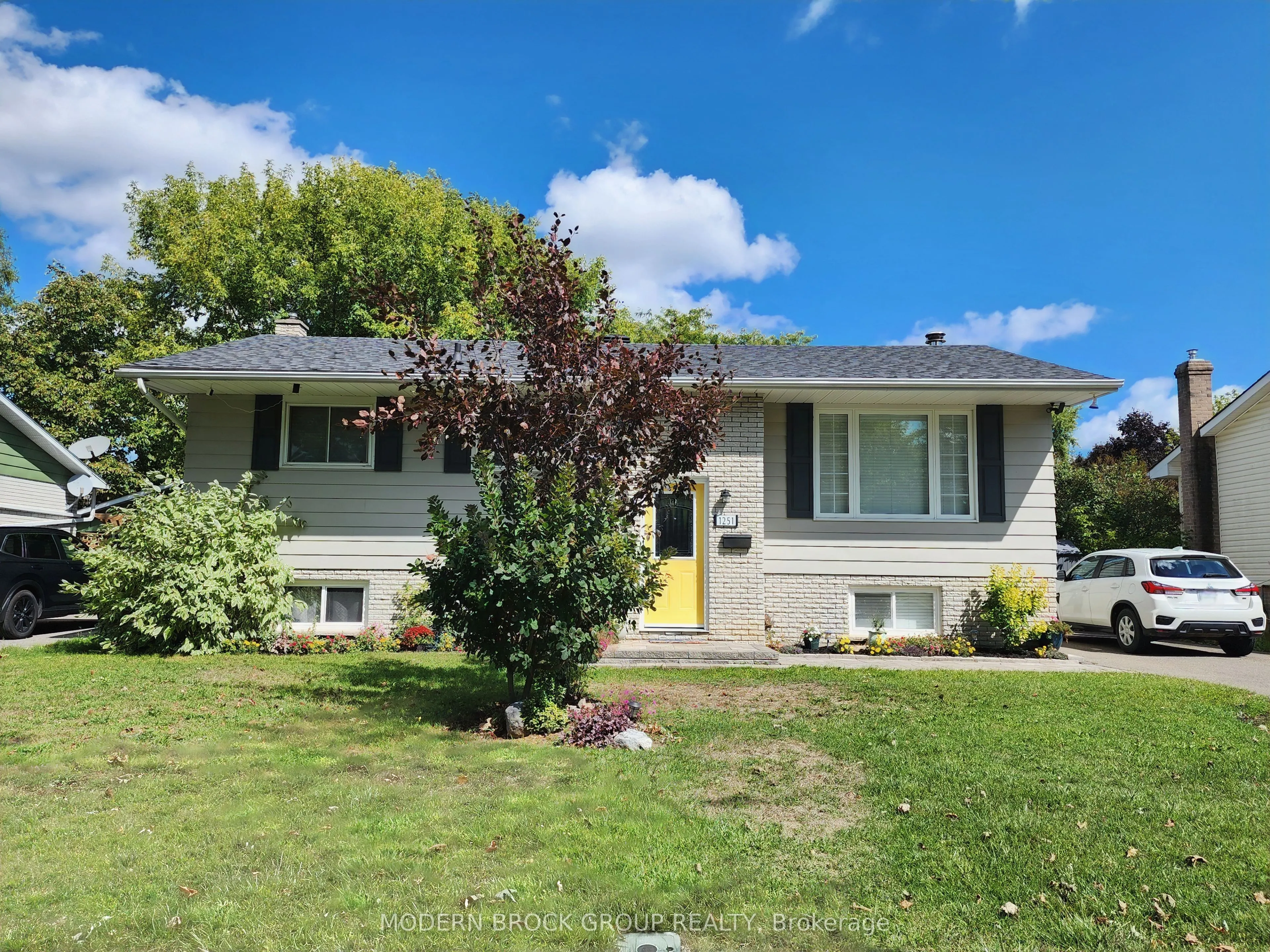 1251 Peden Boulevard