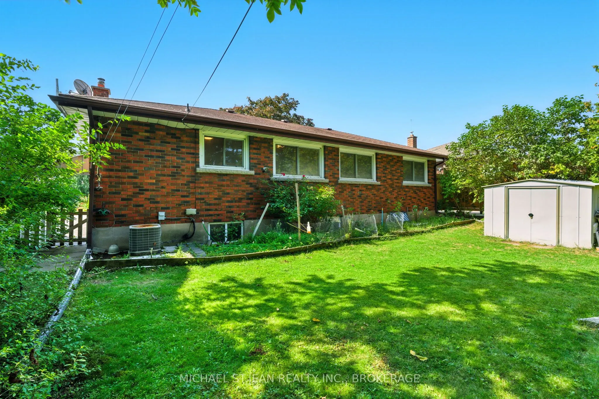 3664 Arlington Avenue