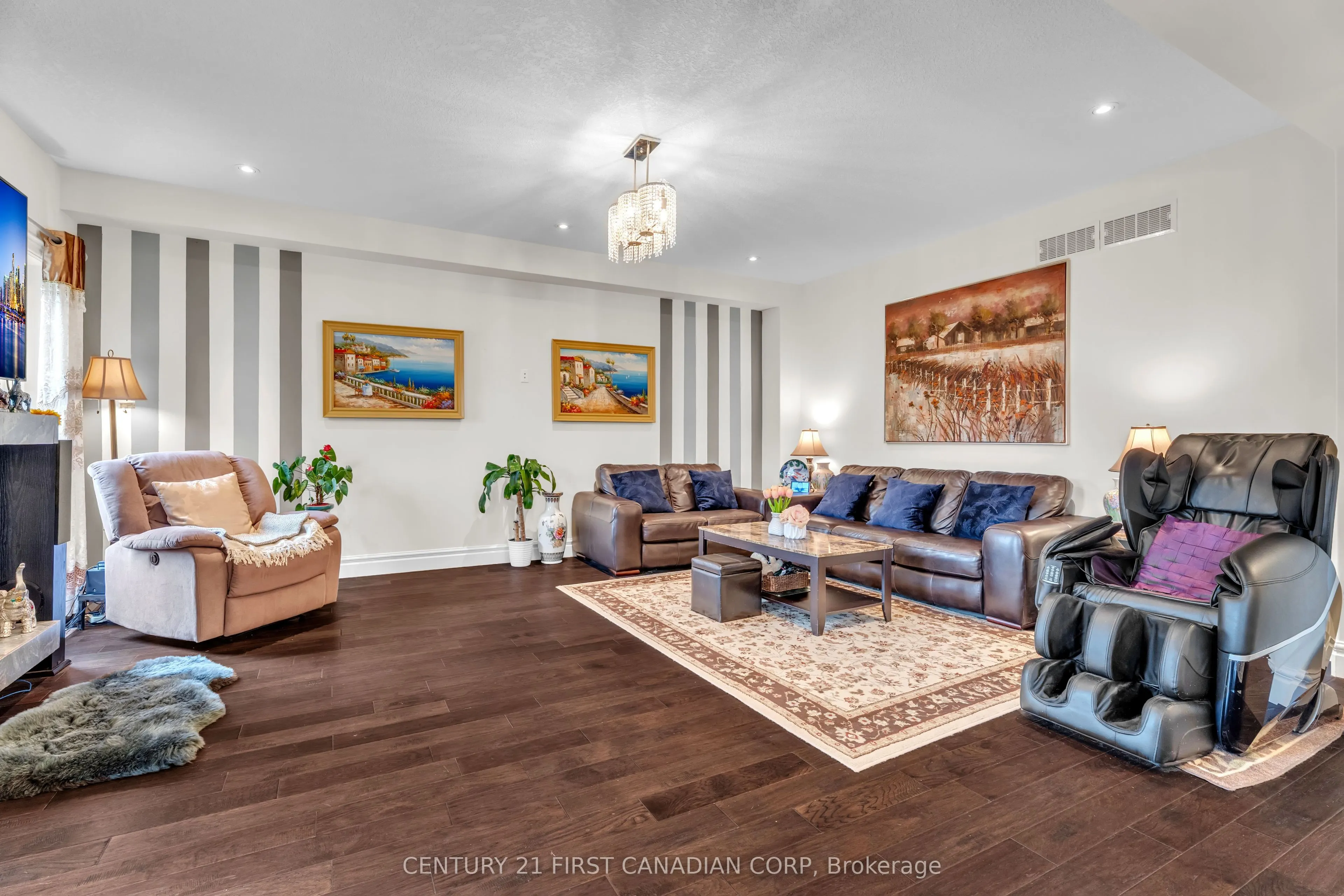 754 Jackpine Way