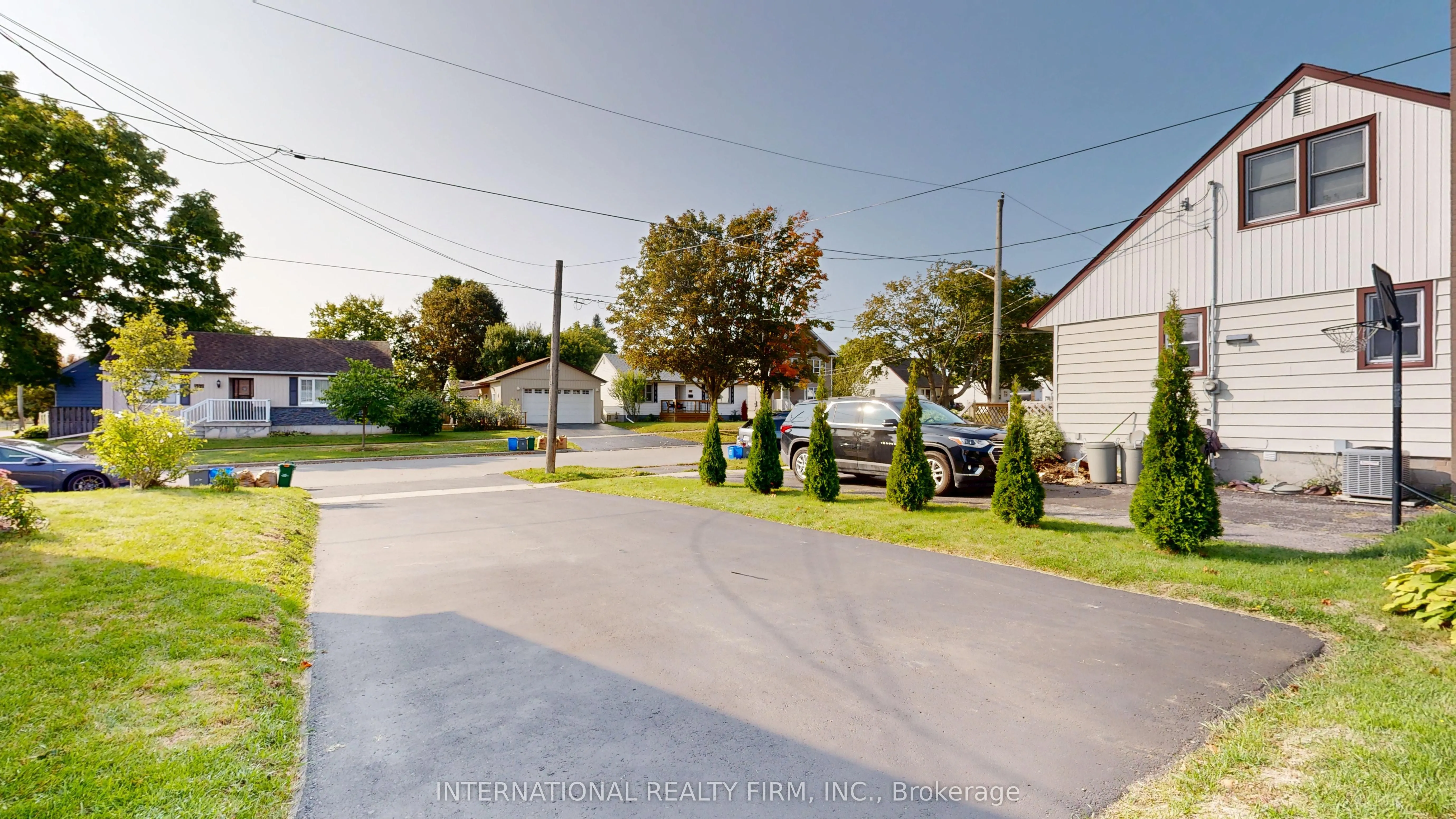 446 Harden Crescent