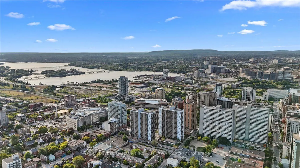 414 NEPEAN Street, #F