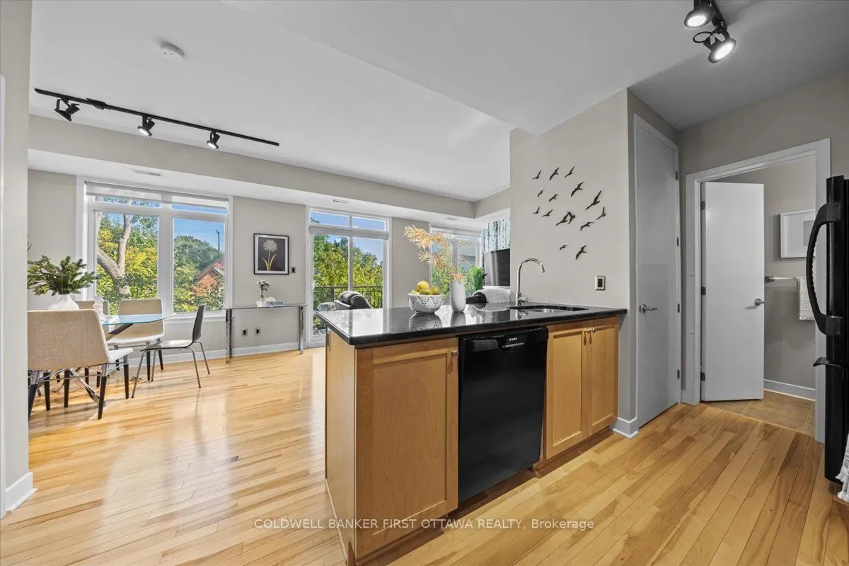 414 NEPEAN Street, #F