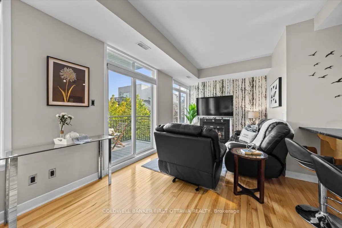 414 NEPEAN Street, #F