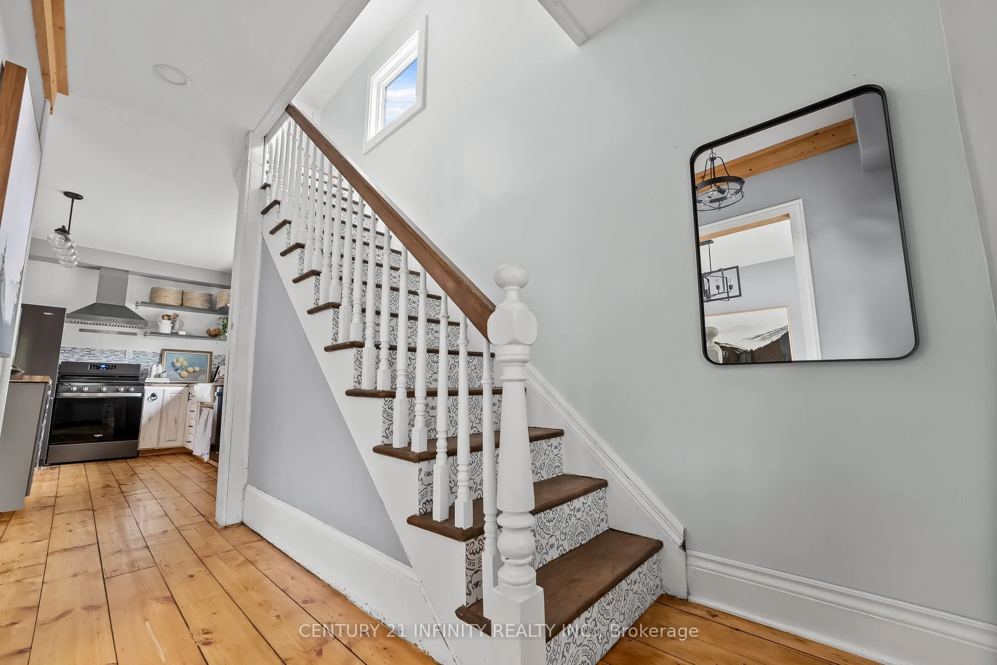 128 Glengarry Road