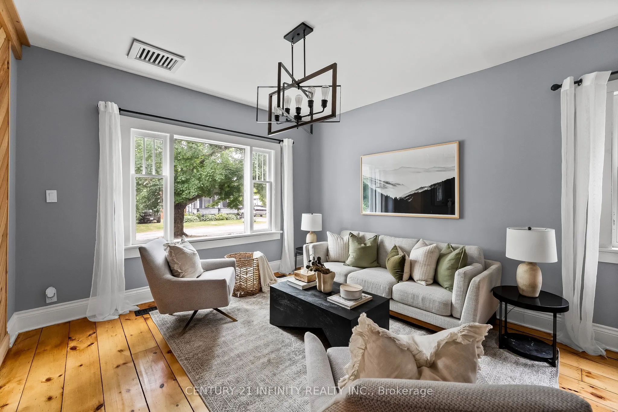 128 Glengarry Road