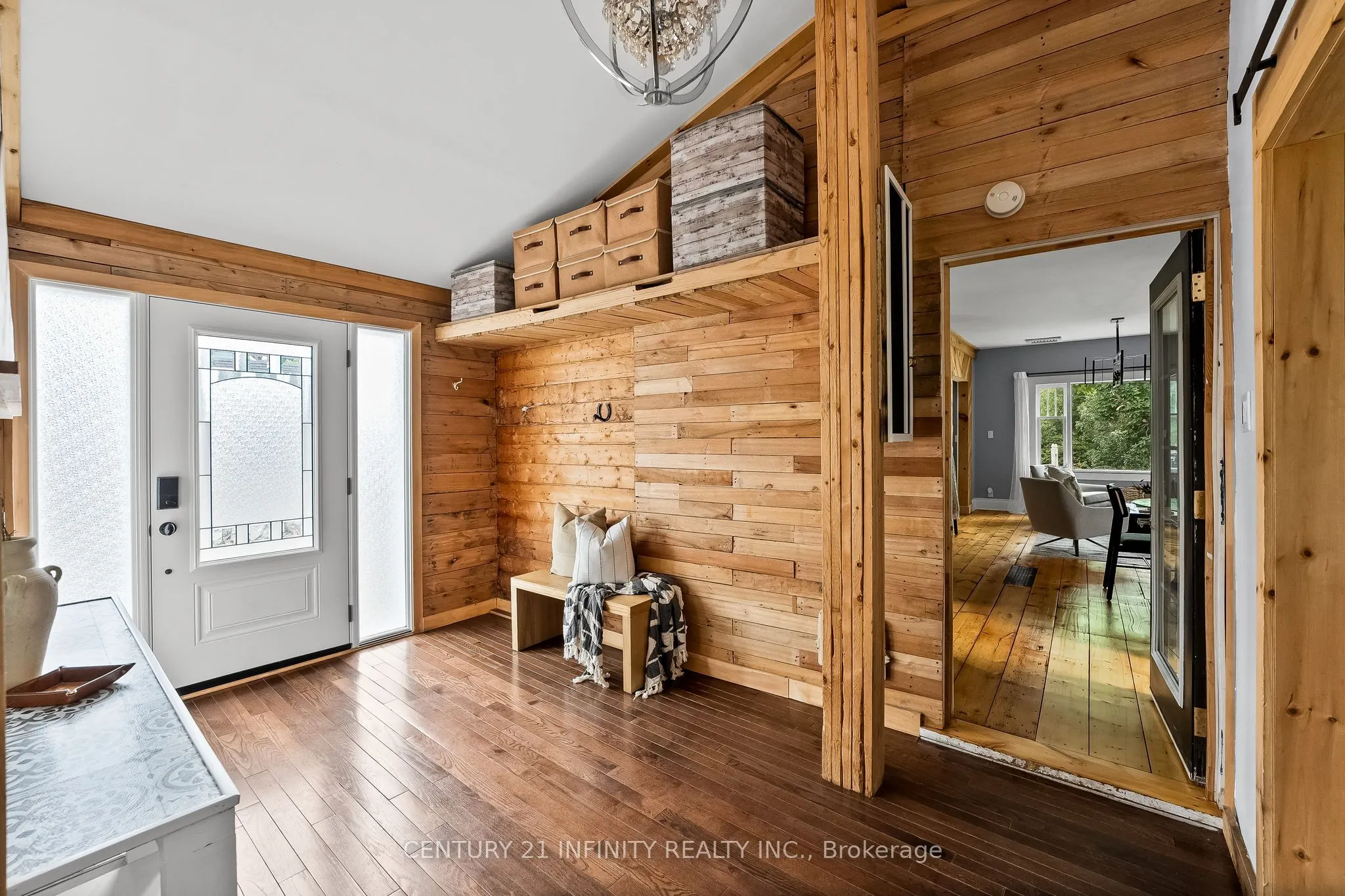 128 Glengarry Road