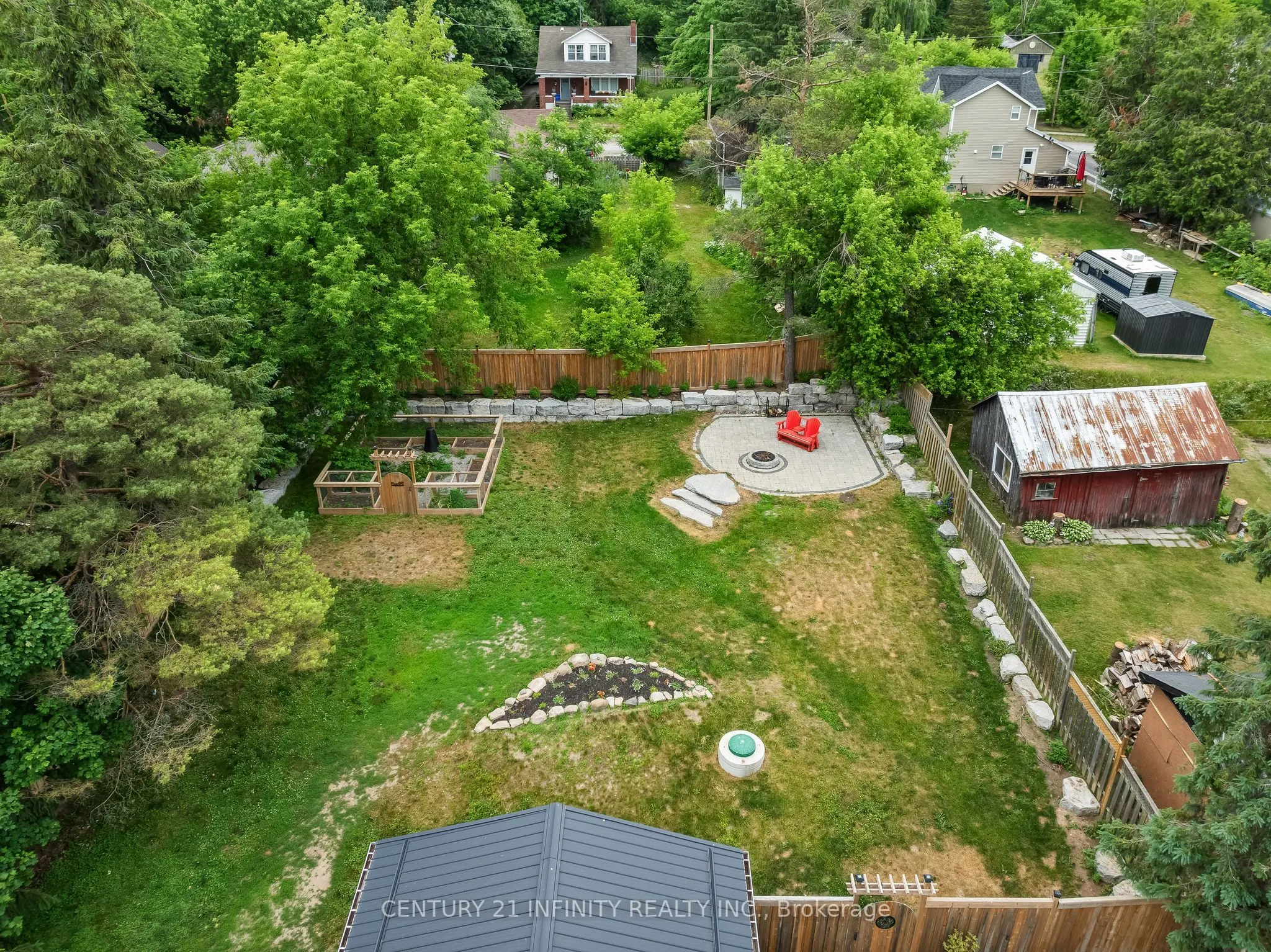 128 Glengarry Road