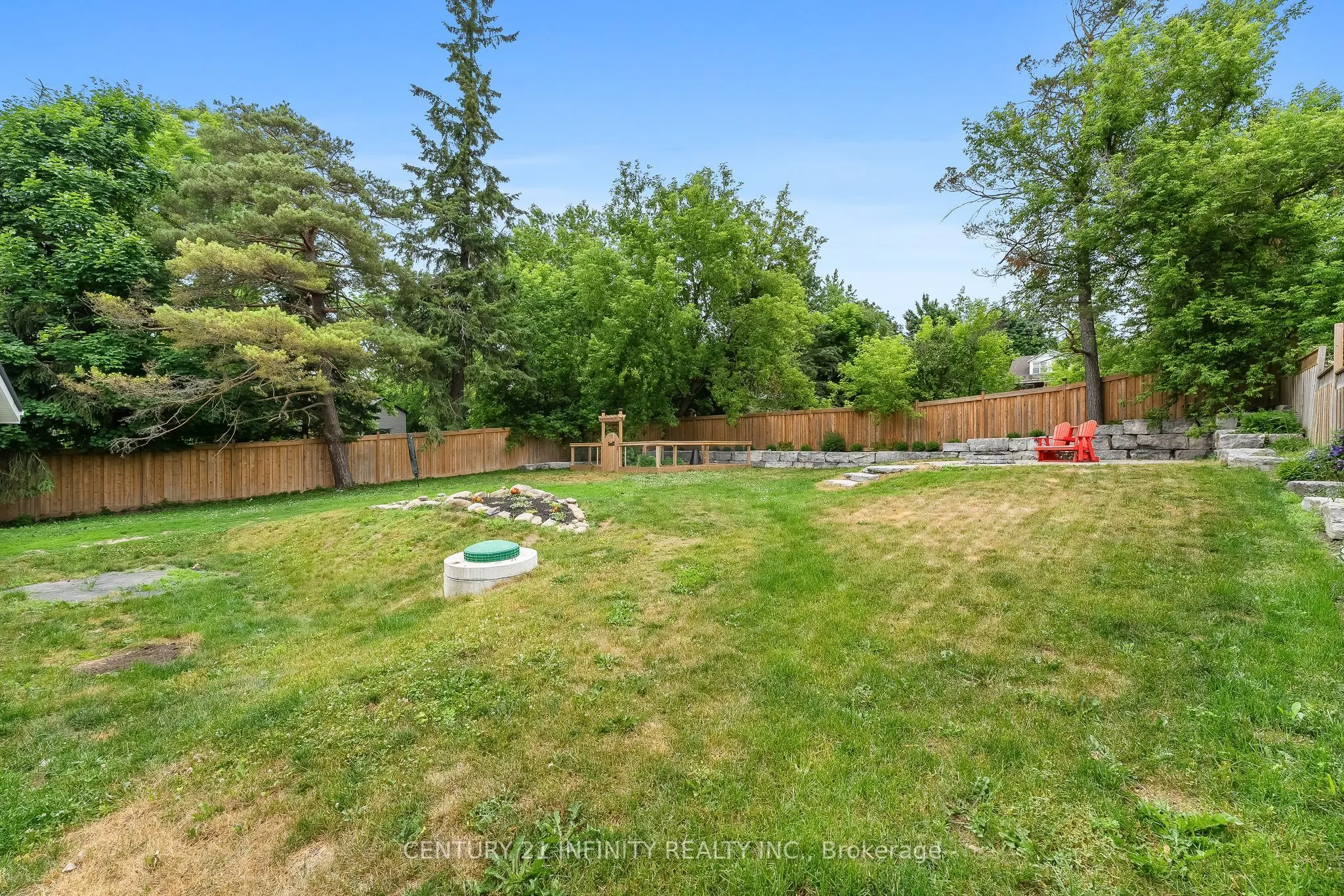 128 Glengarry Road