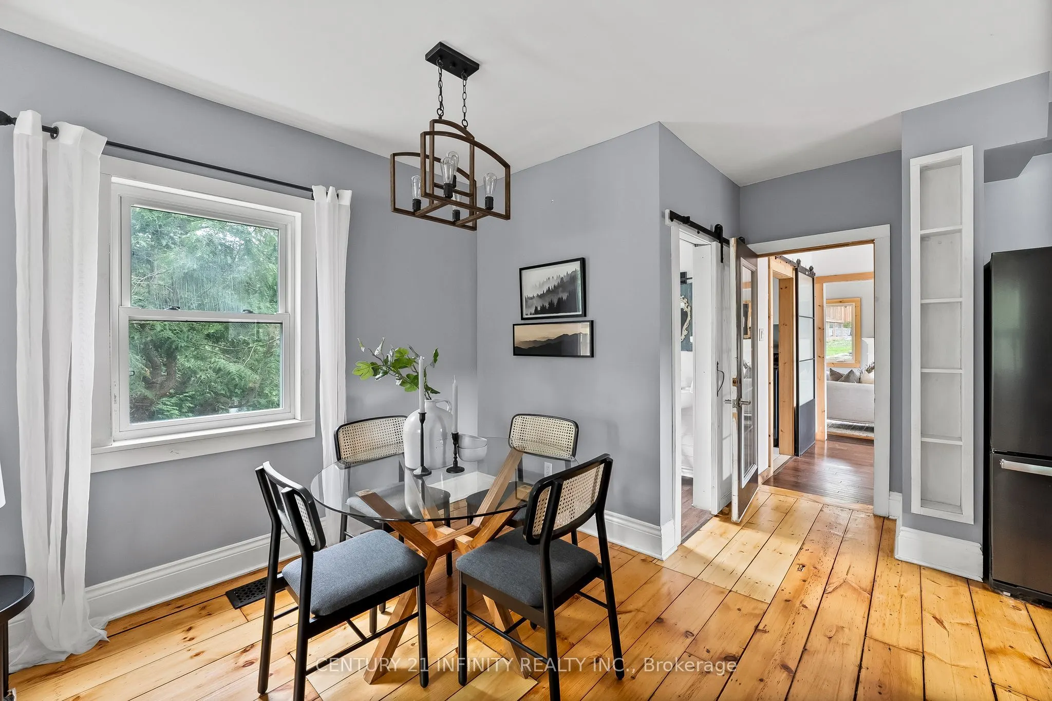 128 Glengarry Road