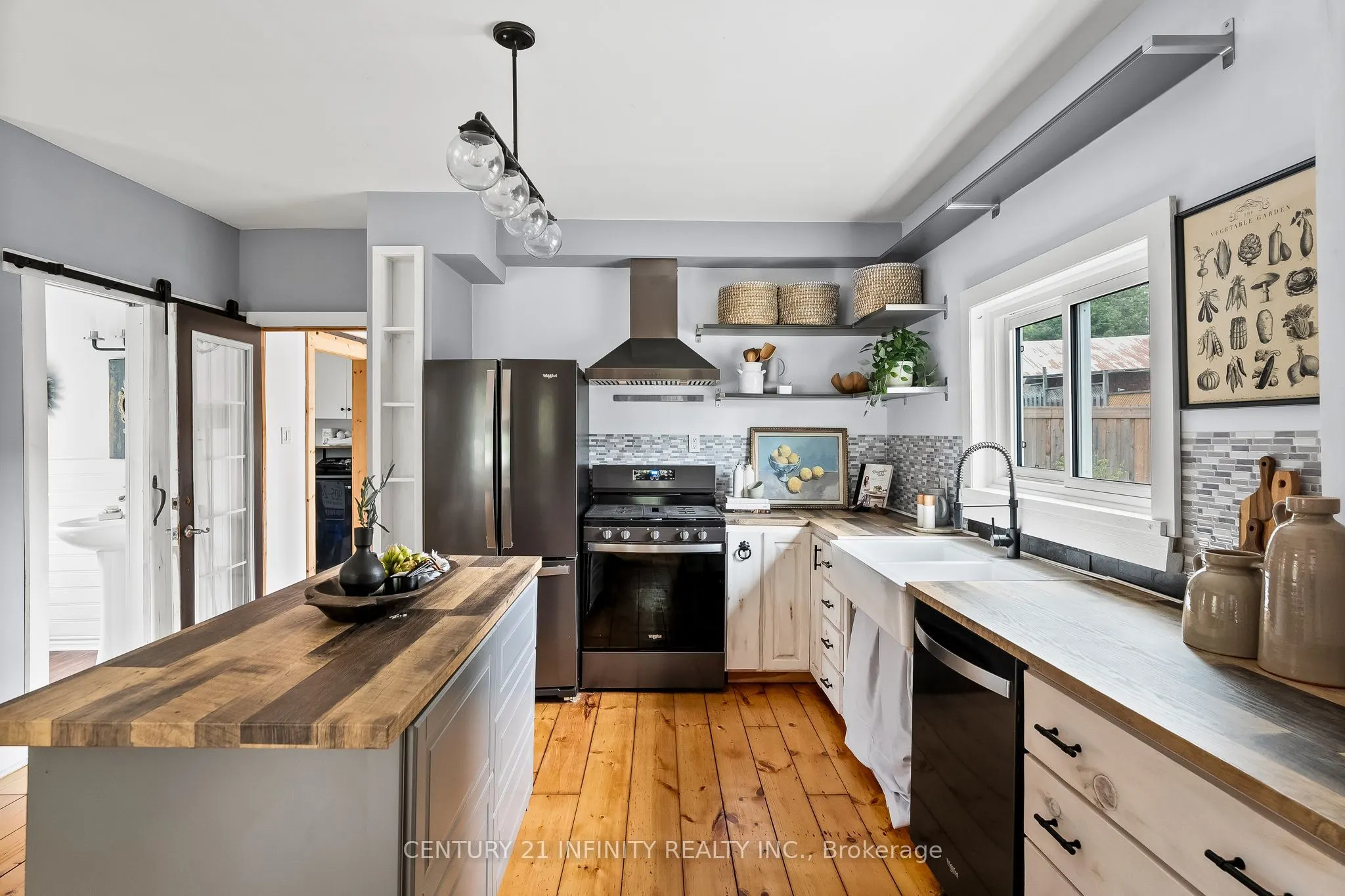 128 Glengarry Road