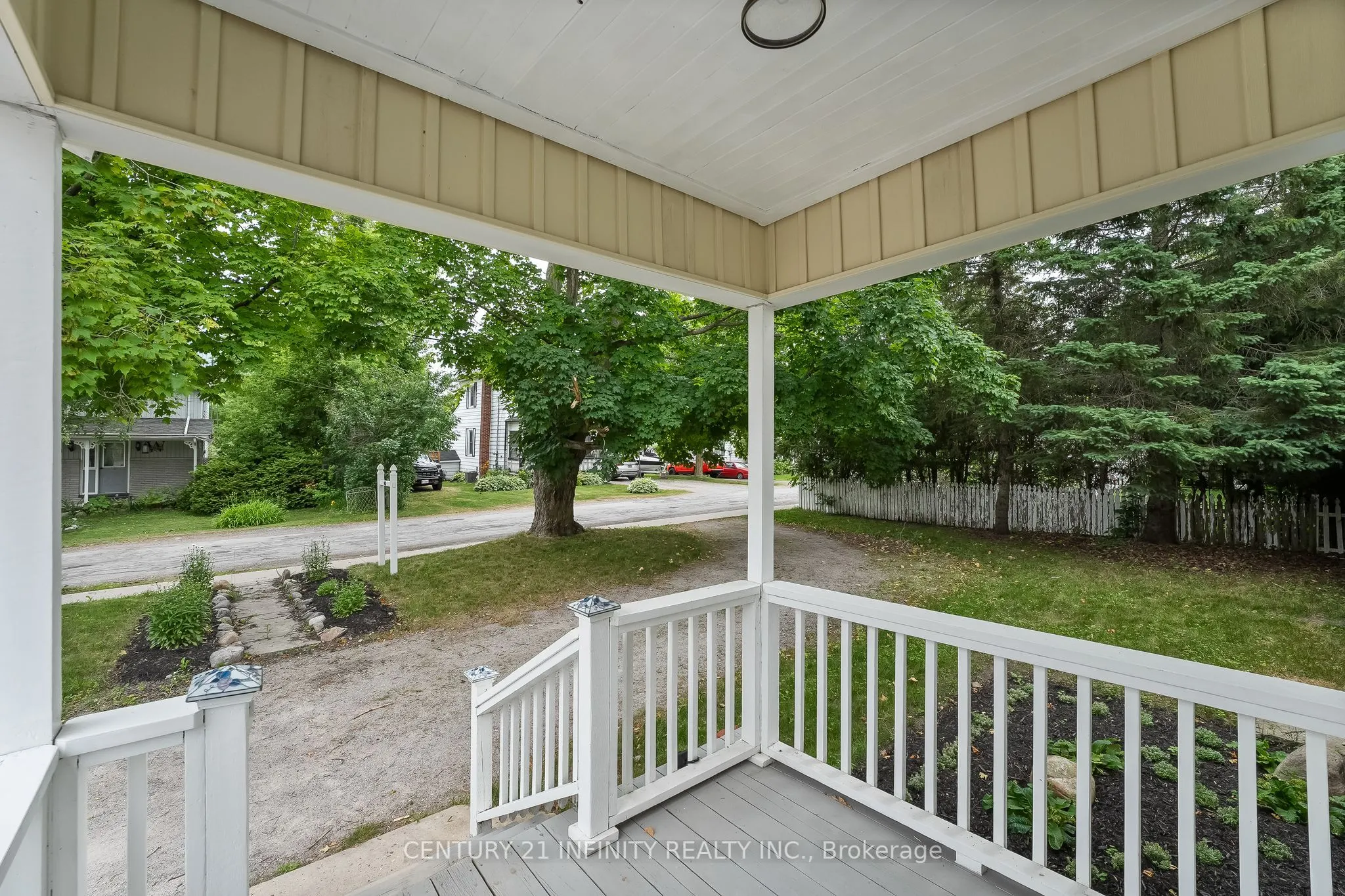 128 Glengarry Road