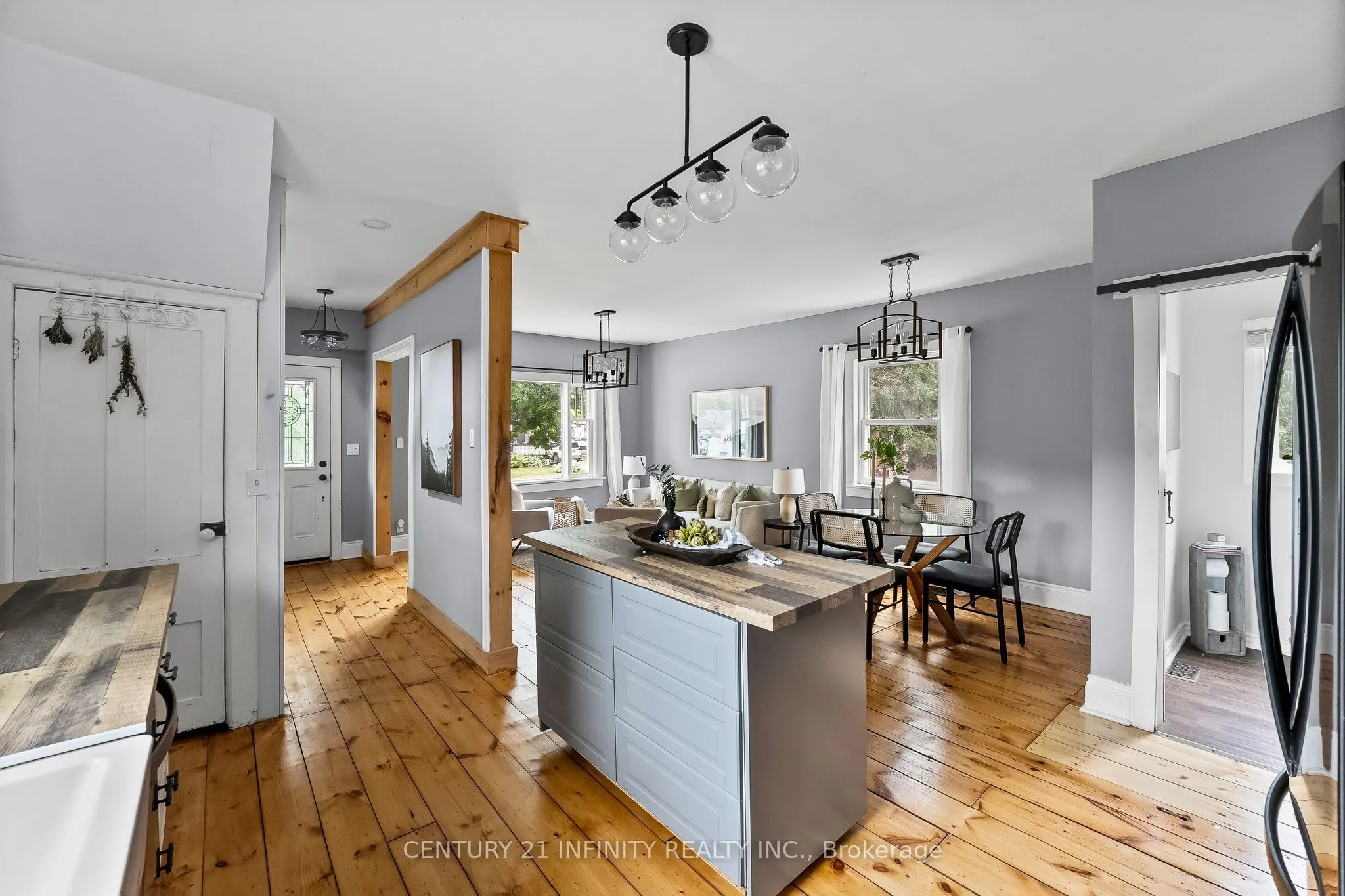 128 Glengarry Road