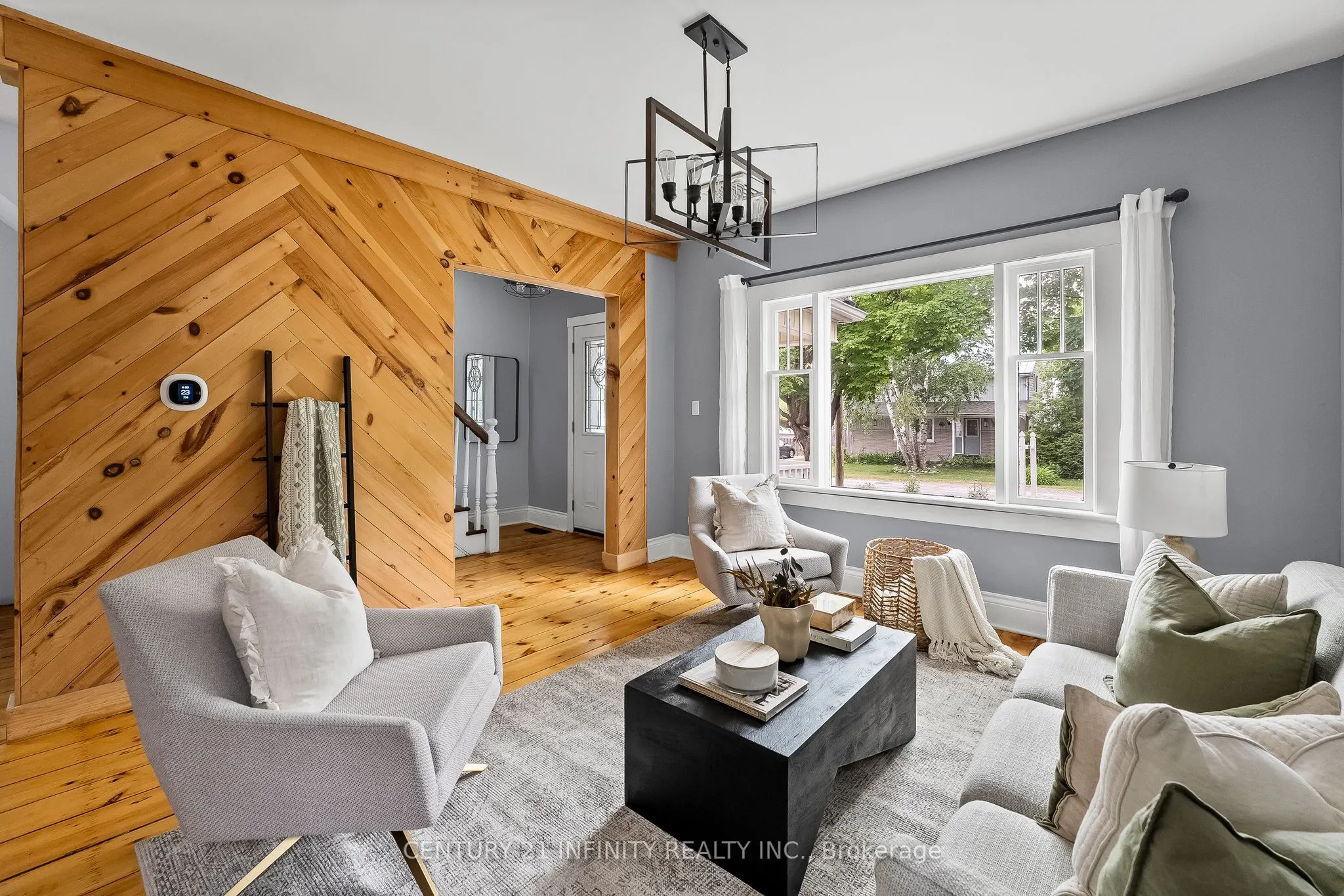 128 Glengarry Road