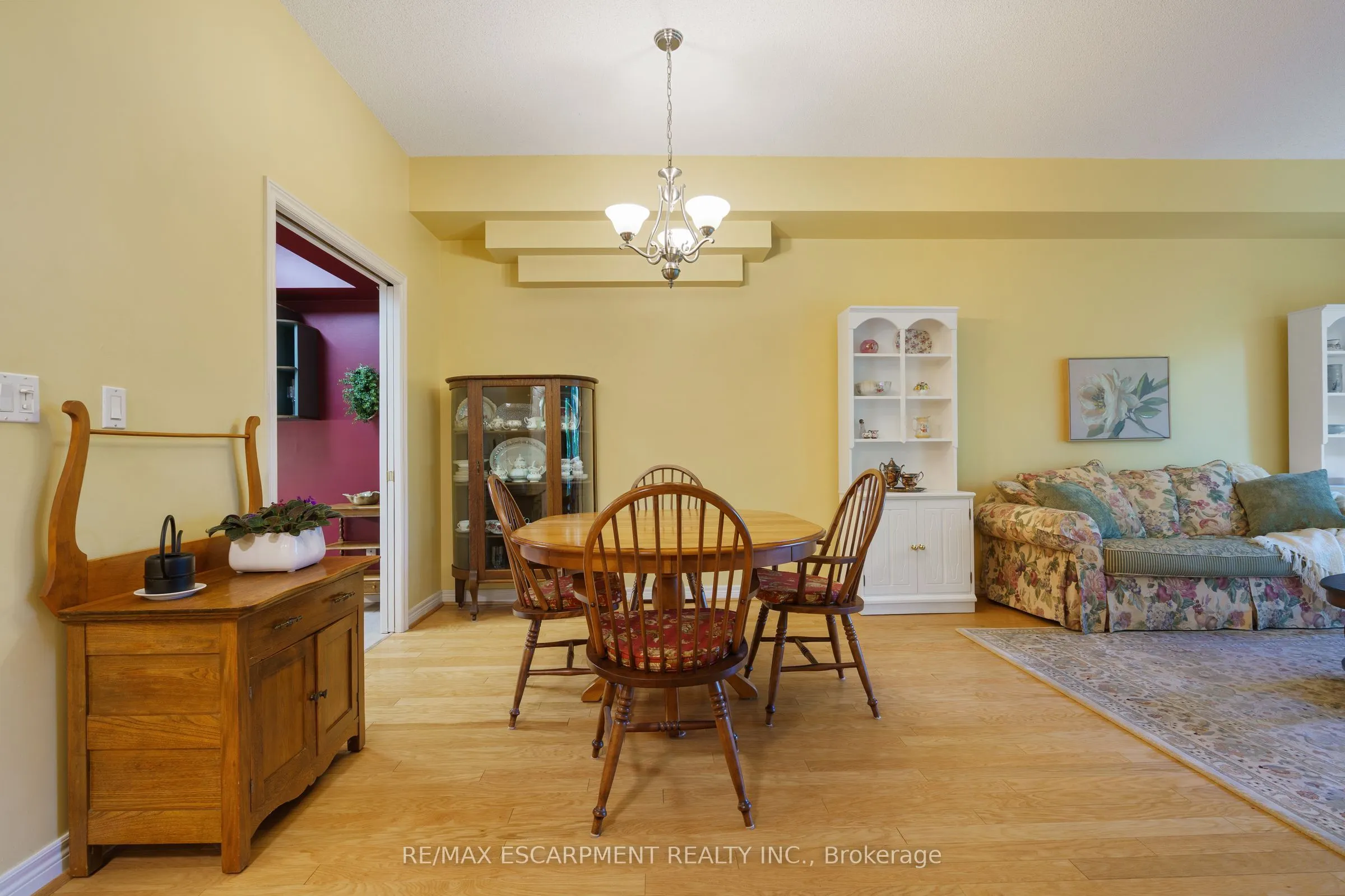 77 Governors Road, #102