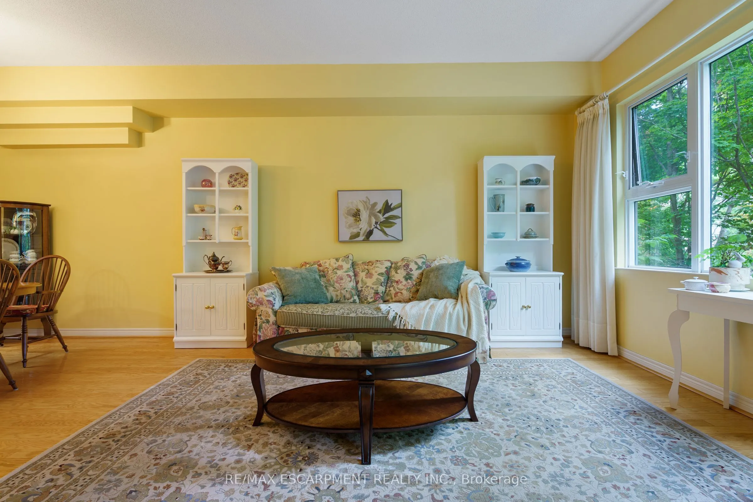 77 Governors Road, #102