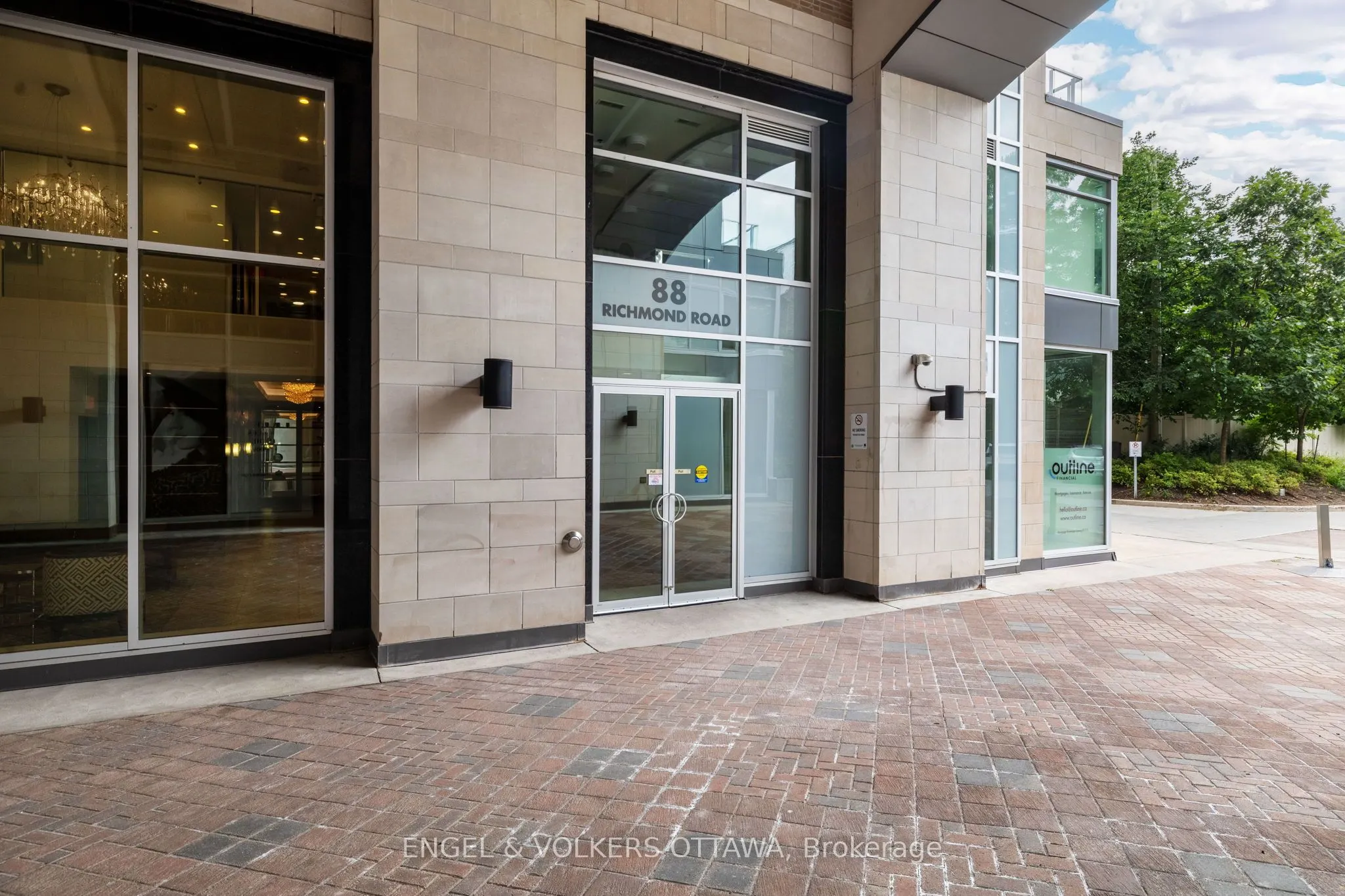 88 Richmond Road, #708