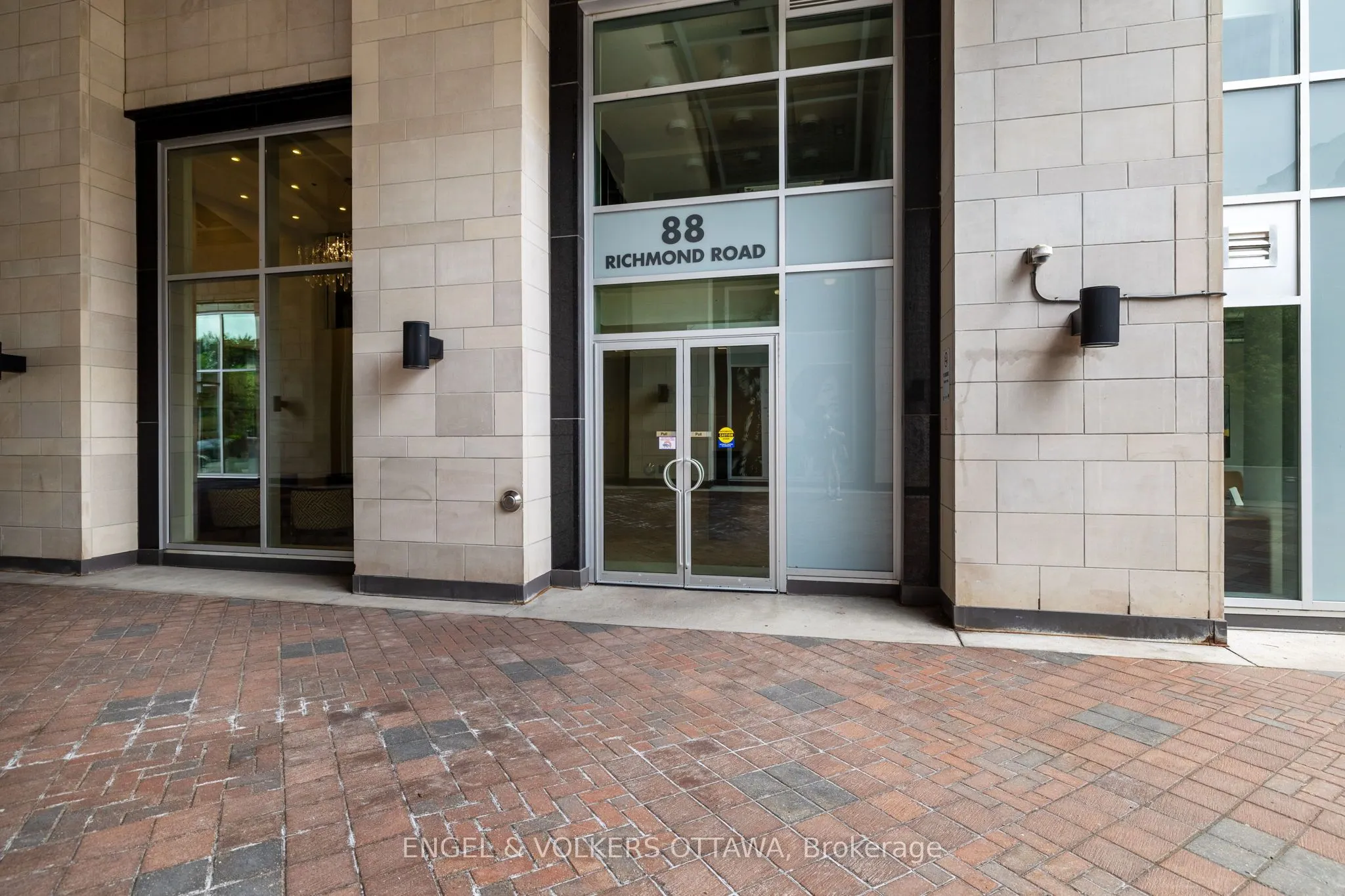 88 Richmond Road, #708