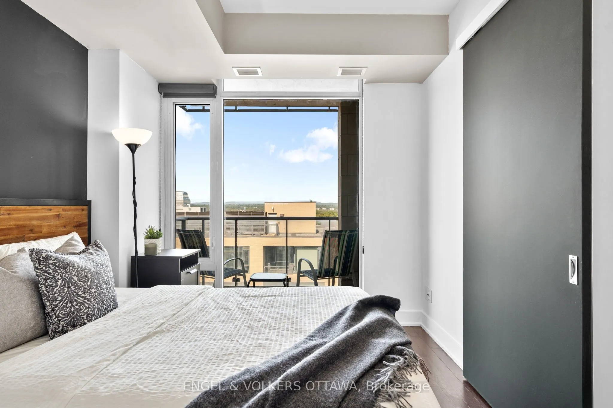 88 Richmond Road, #708