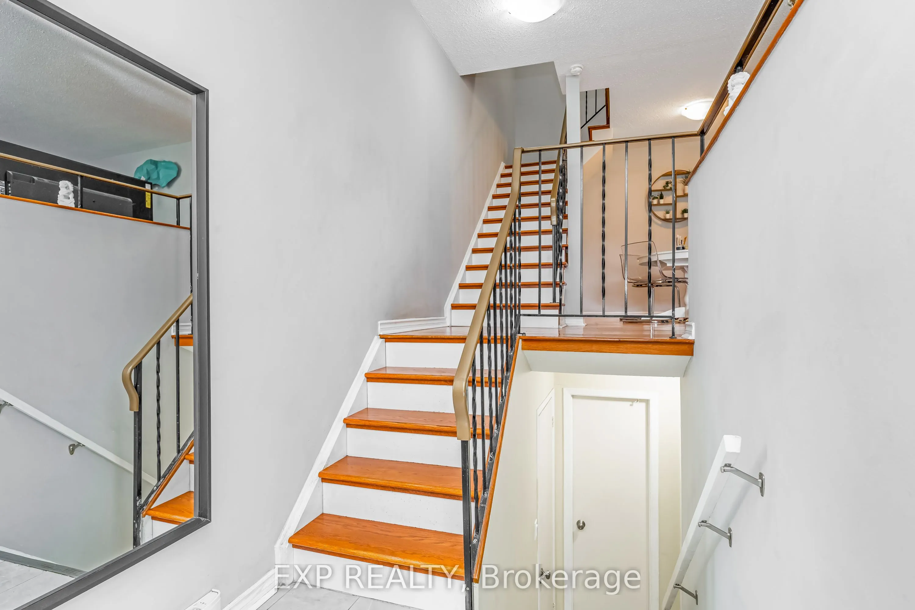 2610 Draper Avenue, #12
