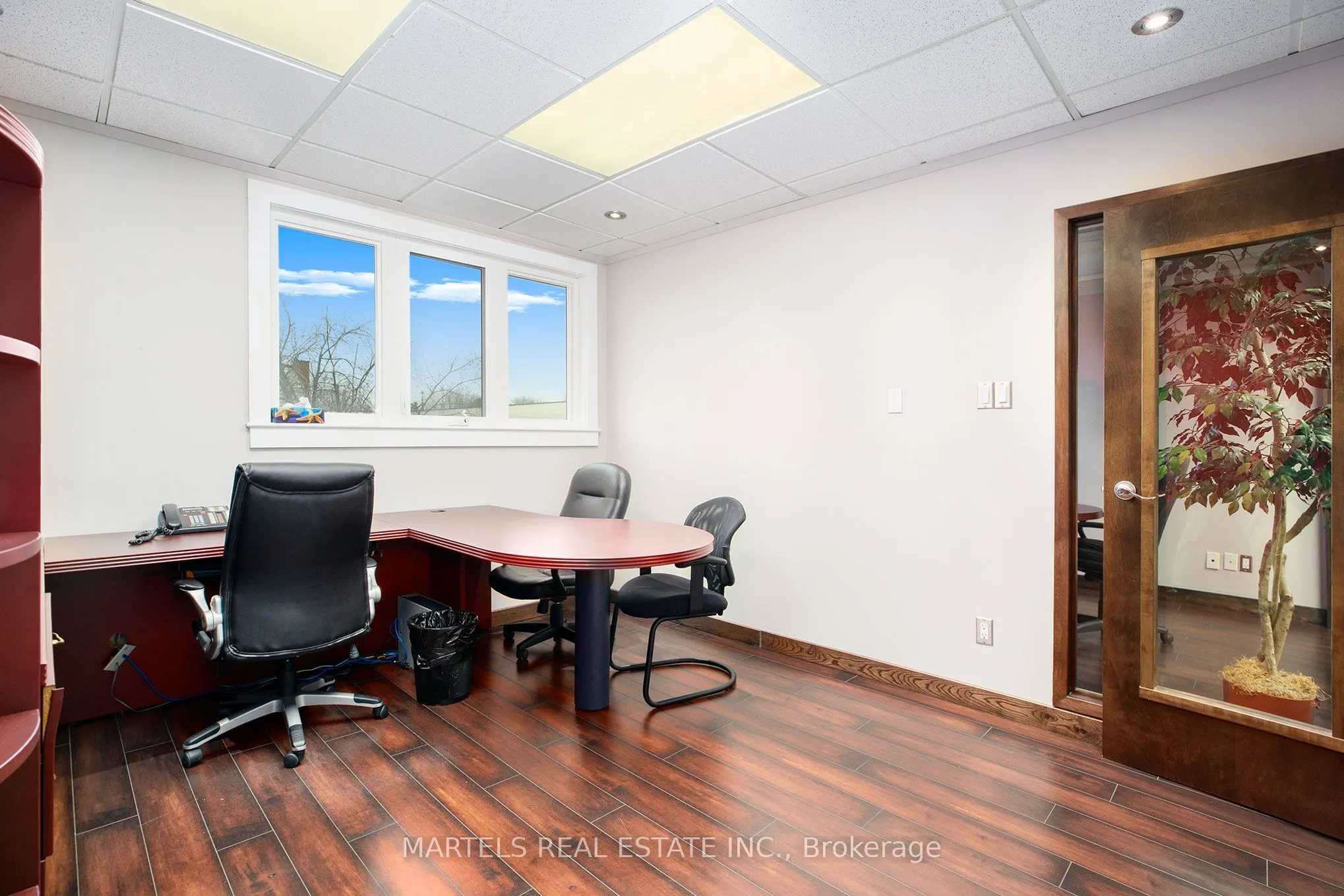 5480 Canotek Road, #14