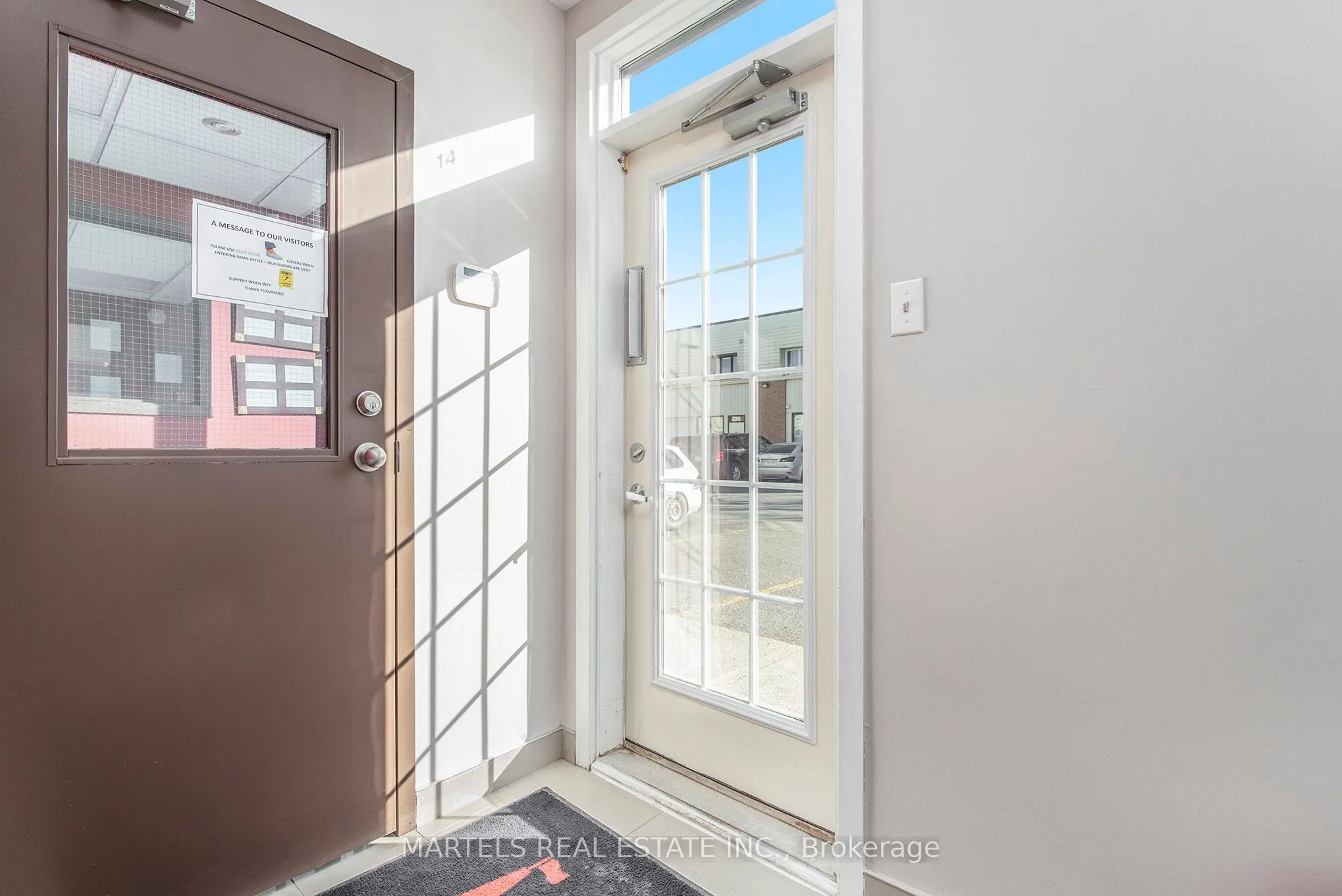 5480 Canotek Road, #14