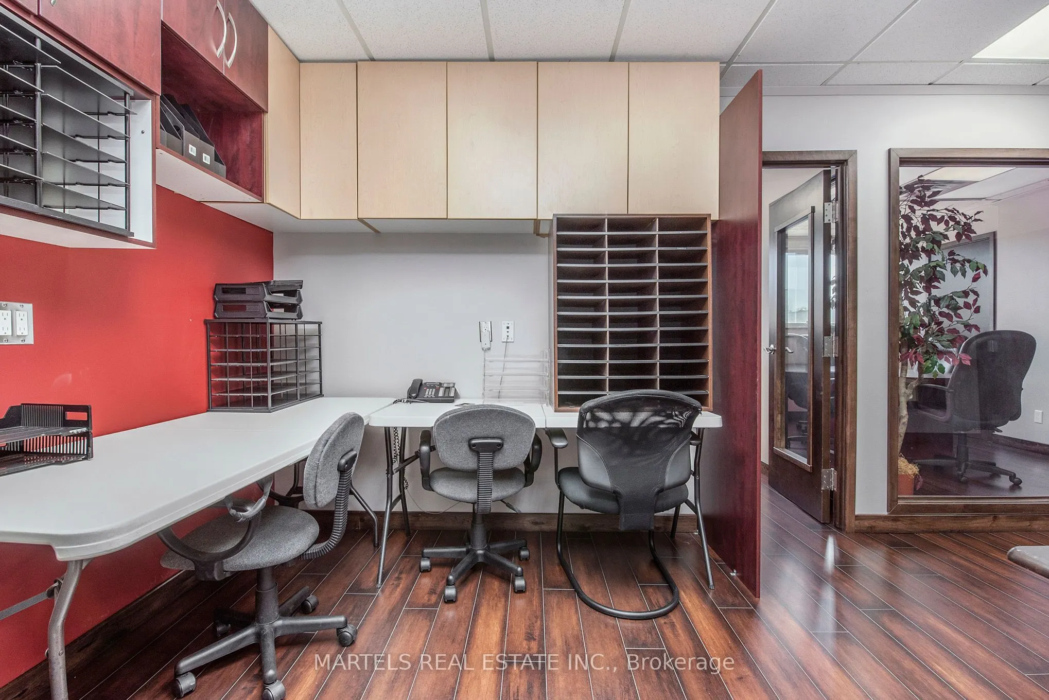 5480 Canotek Road, #14