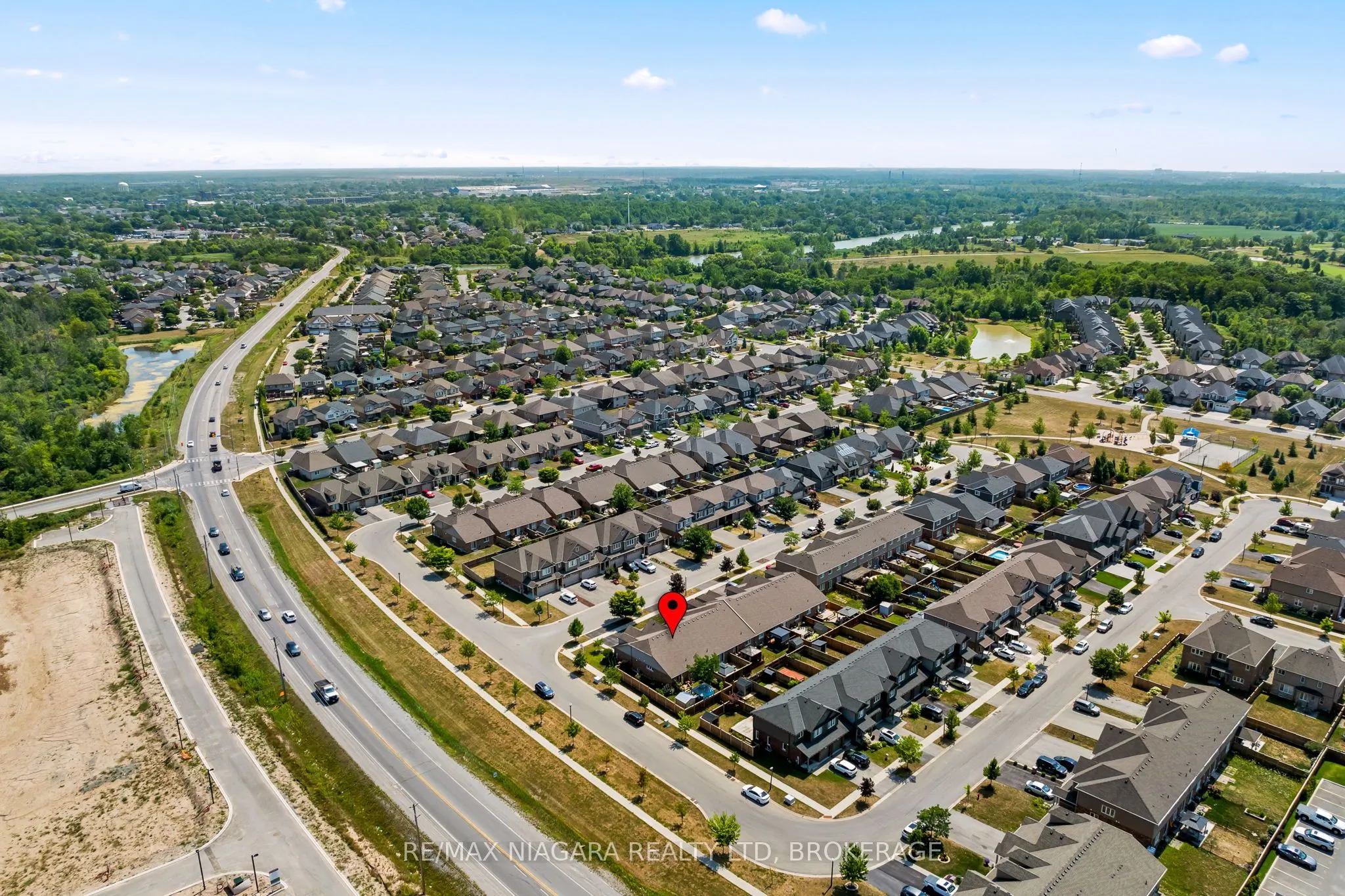 149 Roselawn Crescent