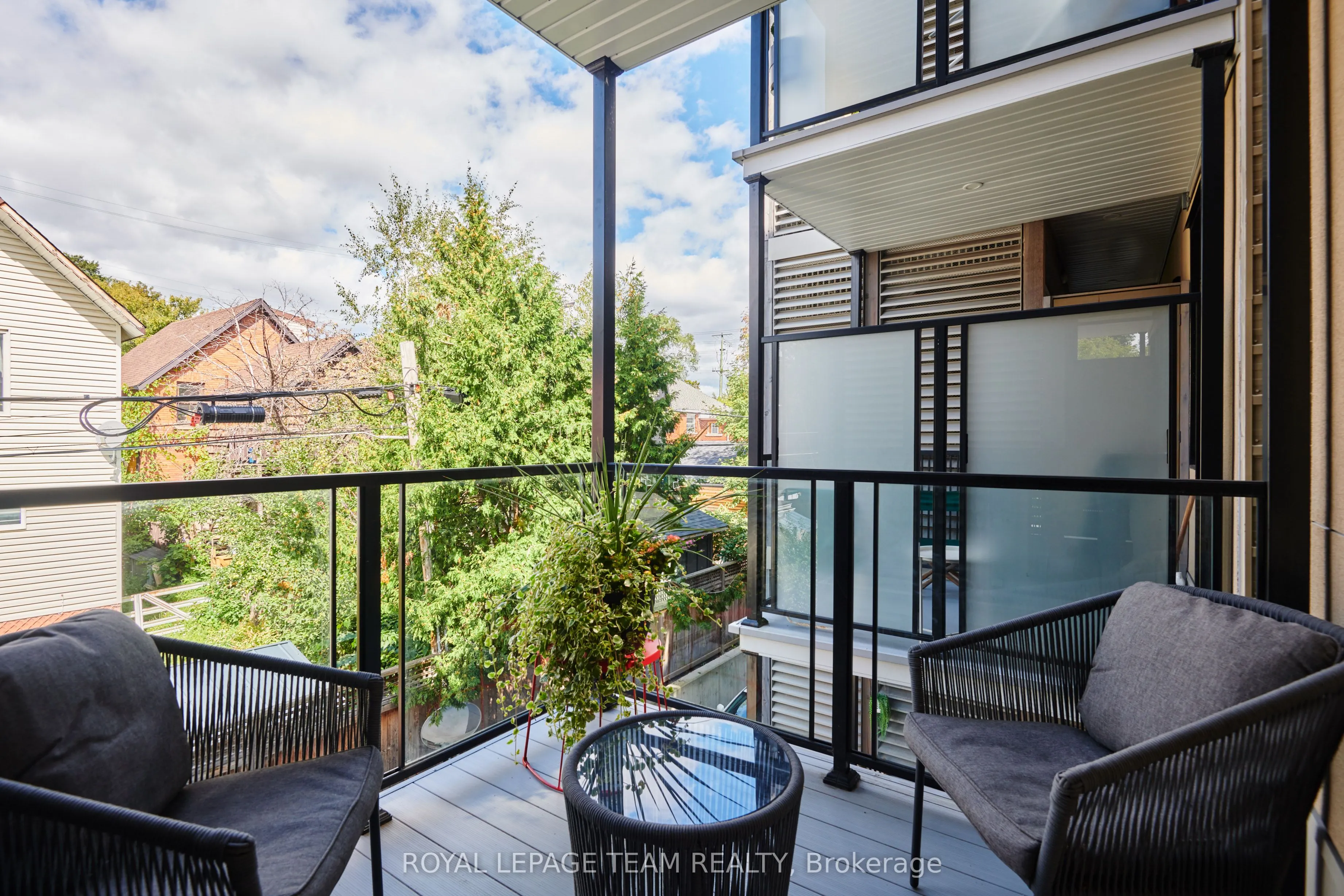 515 Gladstone Avenue, #3