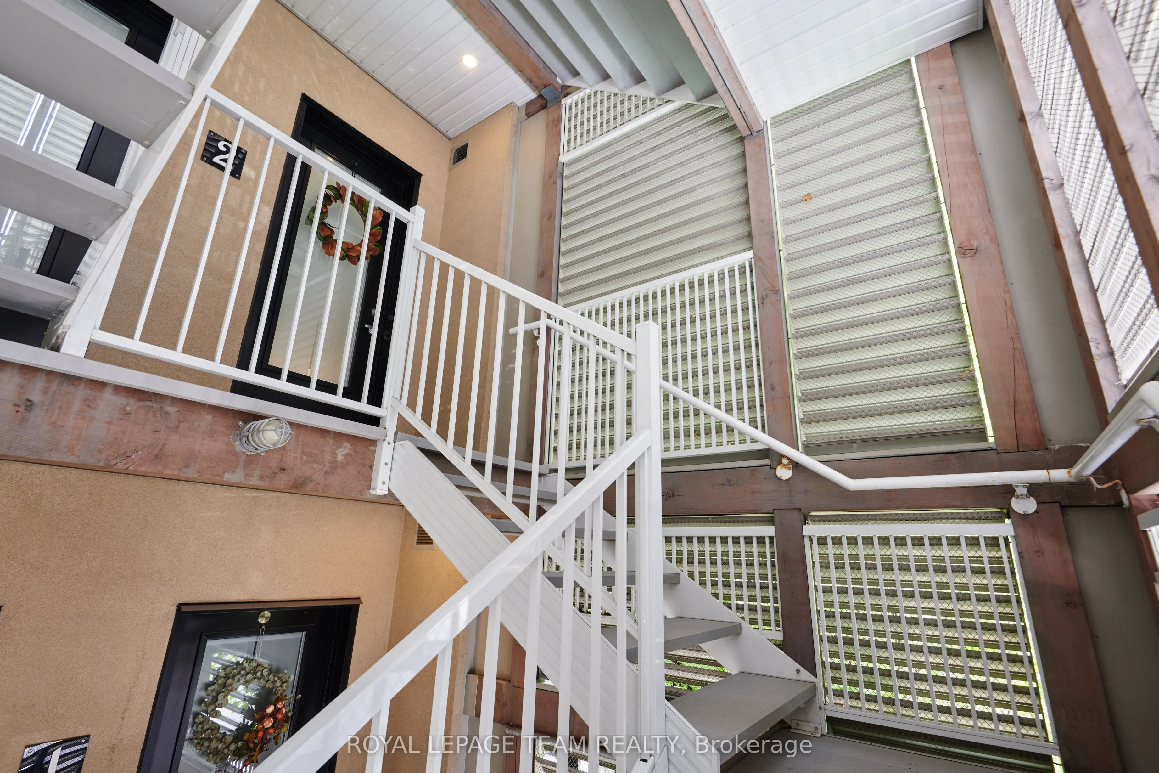 515 Gladstone Avenue, #3