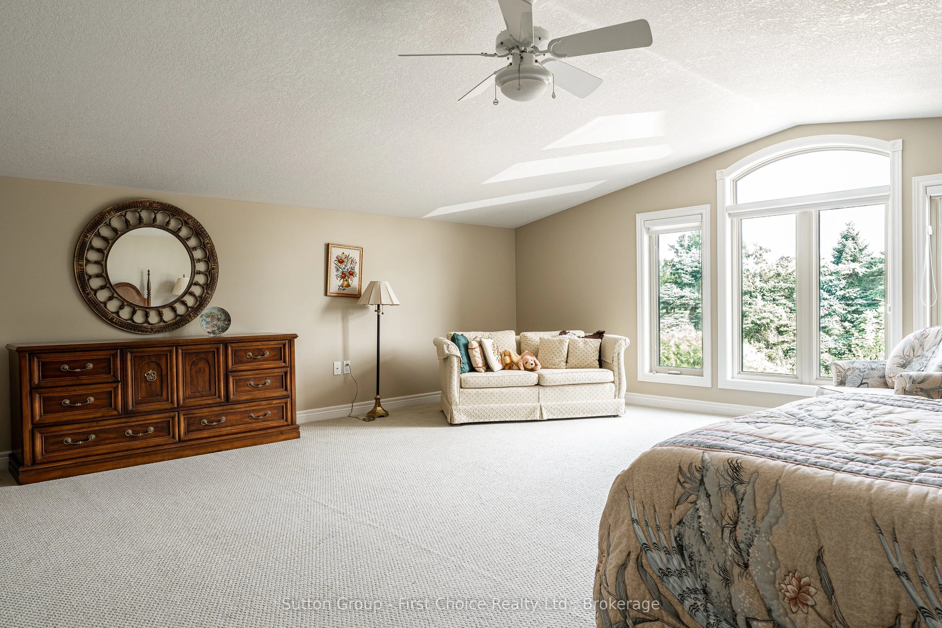 46 Frances Street W, #3